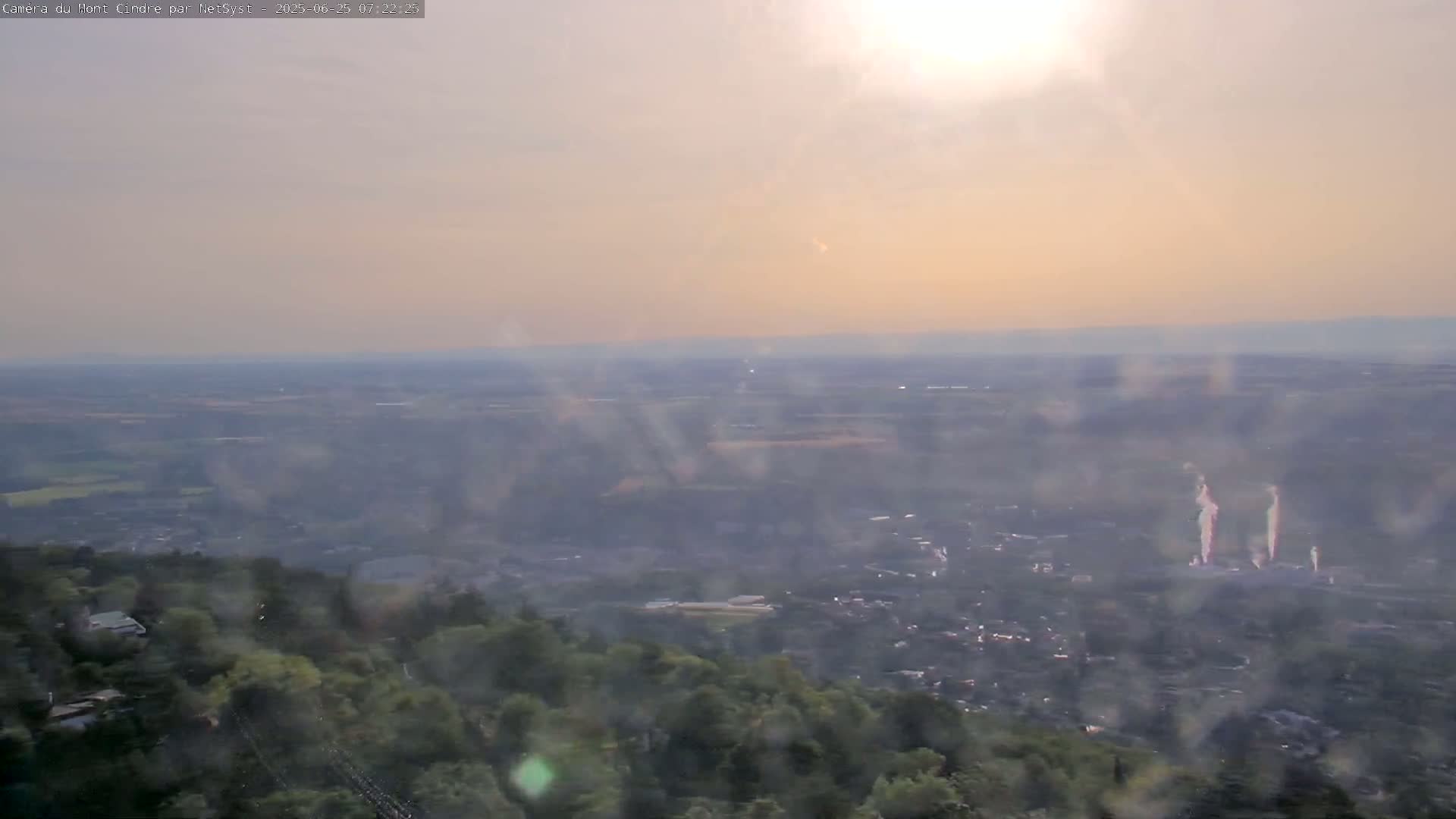 Lyon Skyline from Saint-Cyr-au-Mont-d'Or Mont Cindre Live Cam - Lyon, Métropole de Lyon, Auvergne-Rhône-Alpes, France
