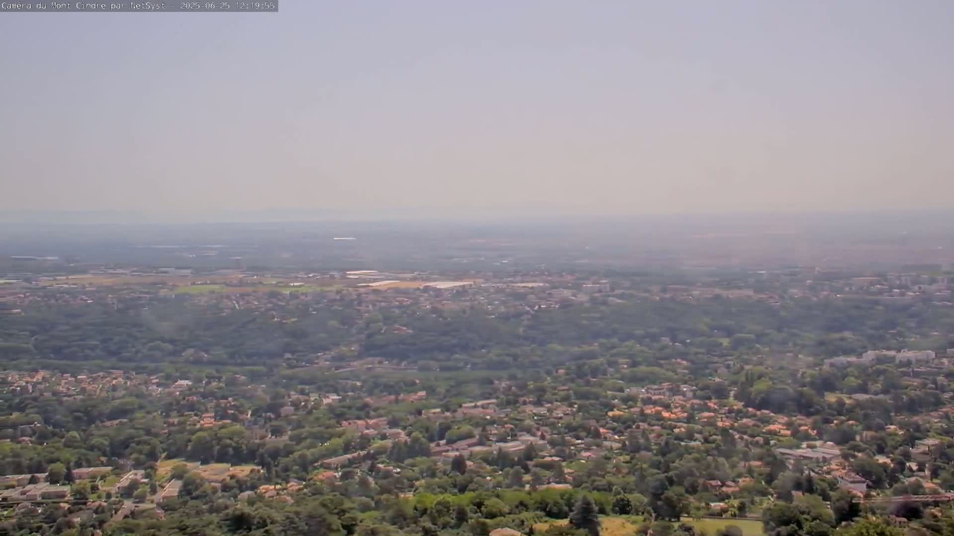 Lyon Skyline from Saint-Cyr-au-Mont-d'Or Mont Cindre Live Cam - Lyon, Métropole de Lyon, Auvergne-Rhône-Alpes, France