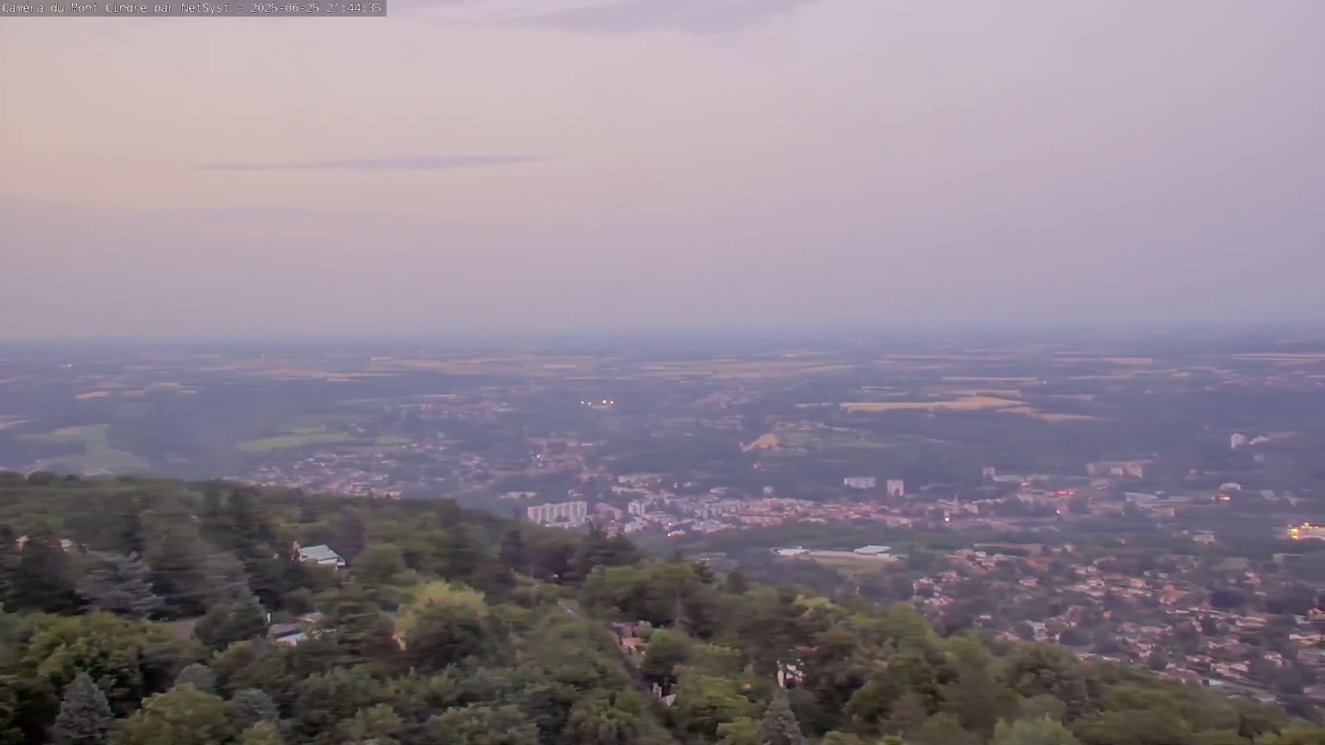 Lyon Skyline from Saint-Cyr-au-Mont-d'Or Mont Cindre Live Cam - Lyon, Métropole de Lyon, Auvergne-Rhône-Alpes, France