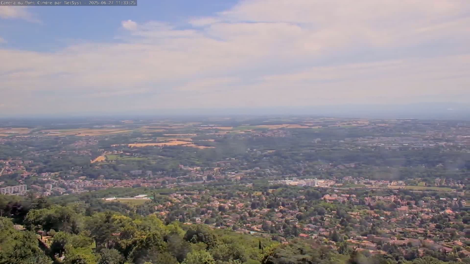 Lyon Skyline from Saint-Cyr-au-Mont-d'Or Mont Cindre Live Cam - Lyon, Métropole de Lyon, Auvergne-Rhône-Alpes, France