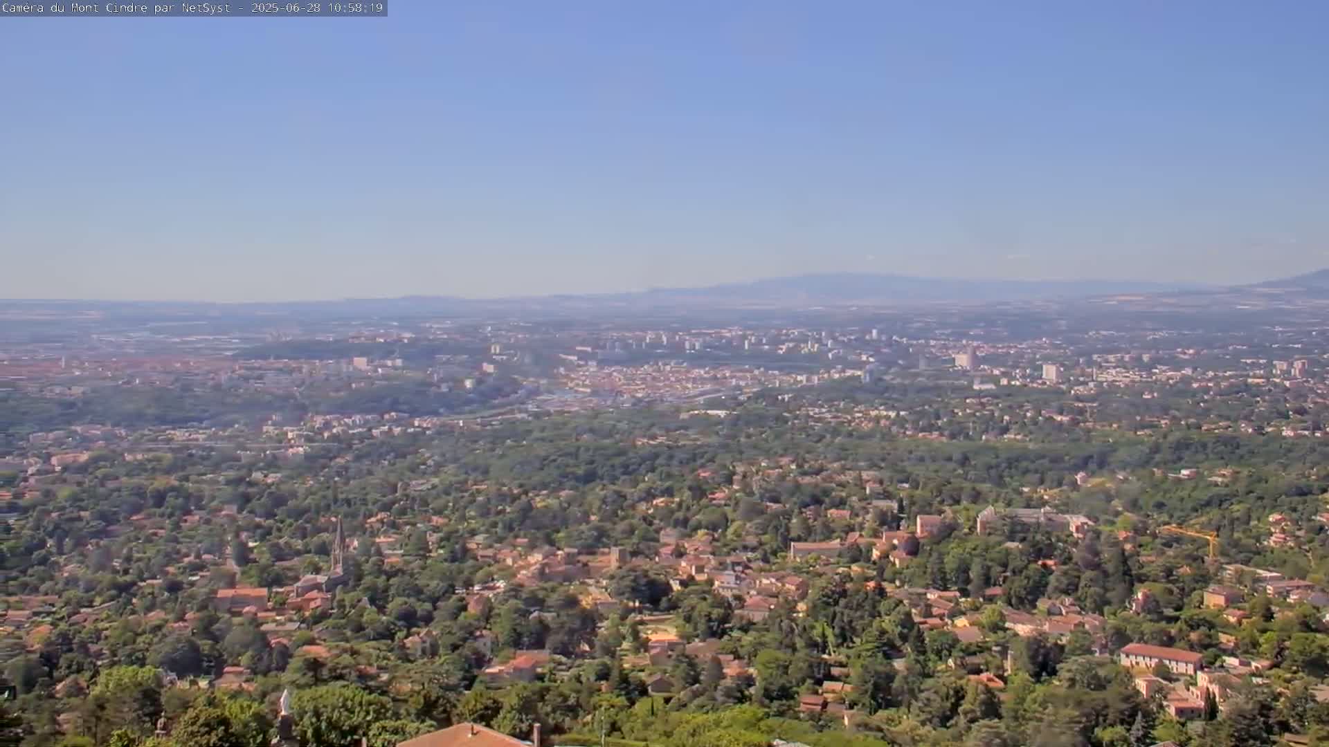 Lyon Skyline from Saint-Cyr-au-Mont-d'Or Mont Cindre Live Cam - Lyon, Métropole de Lyon, Auvergne-Rhône-Alpes, France