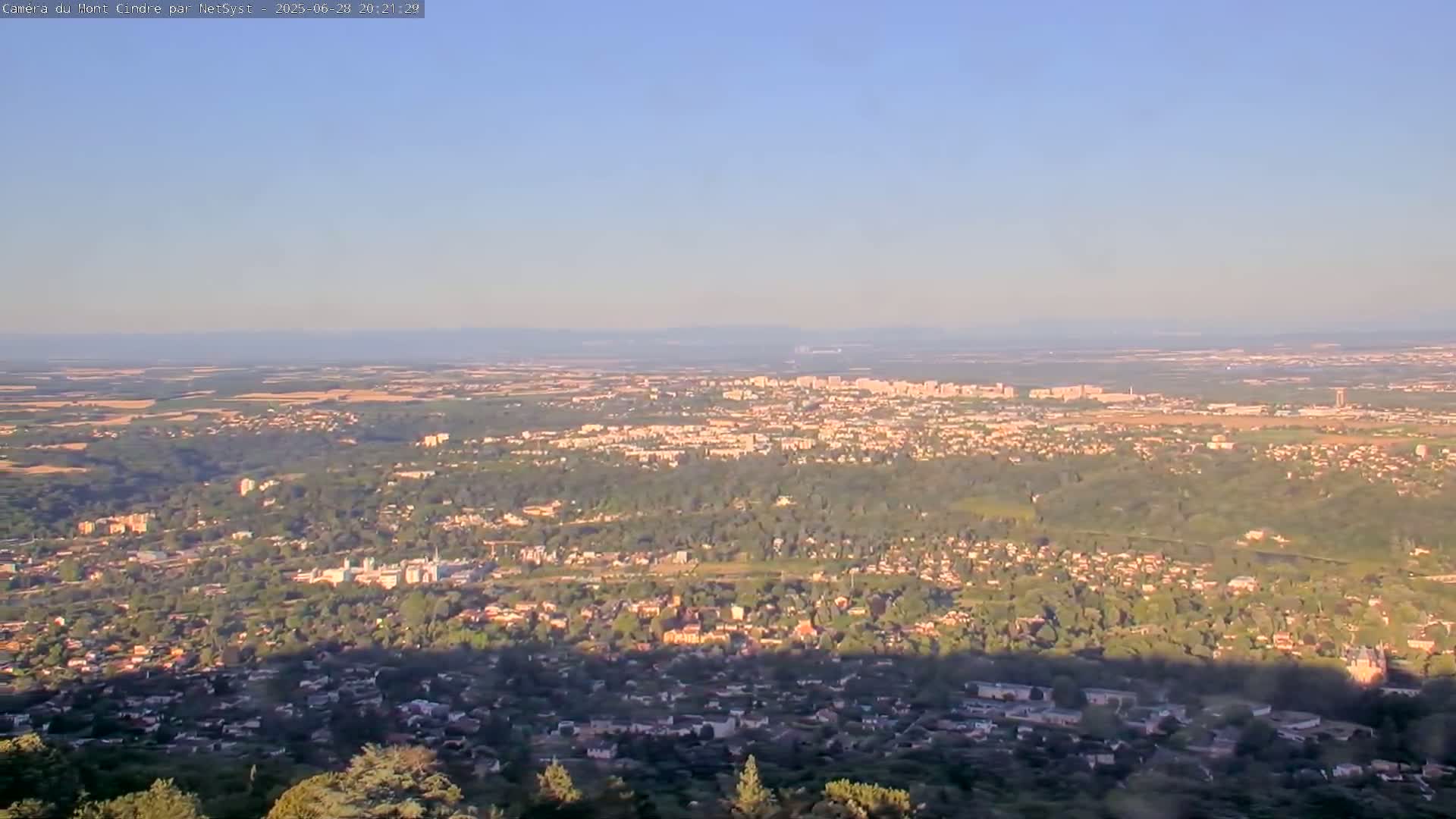 Lyon Skyline from Saint-Cyr-au-Mont-d'Or Mont Cindre Live Cam - Lyon, Métropole de Lyon, Auvergne-Rhône-Alpes, France