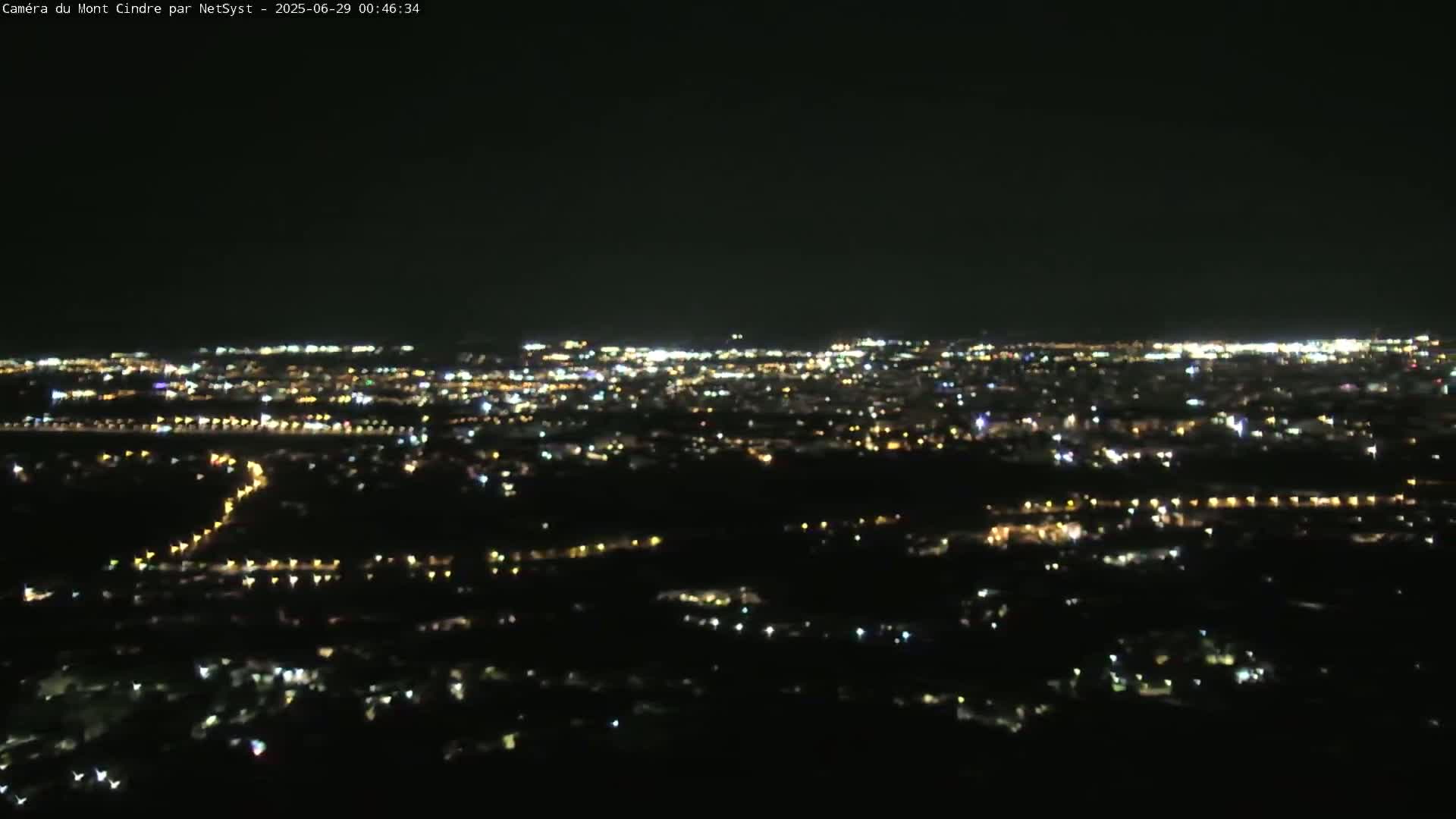 Lyon Skyline from Saint-Cyr-au-Mont-d'Or Mont Cindre Live Cam - Lyon, Métropole de Lyon, Auvergne-Rhône-Alpes, France
