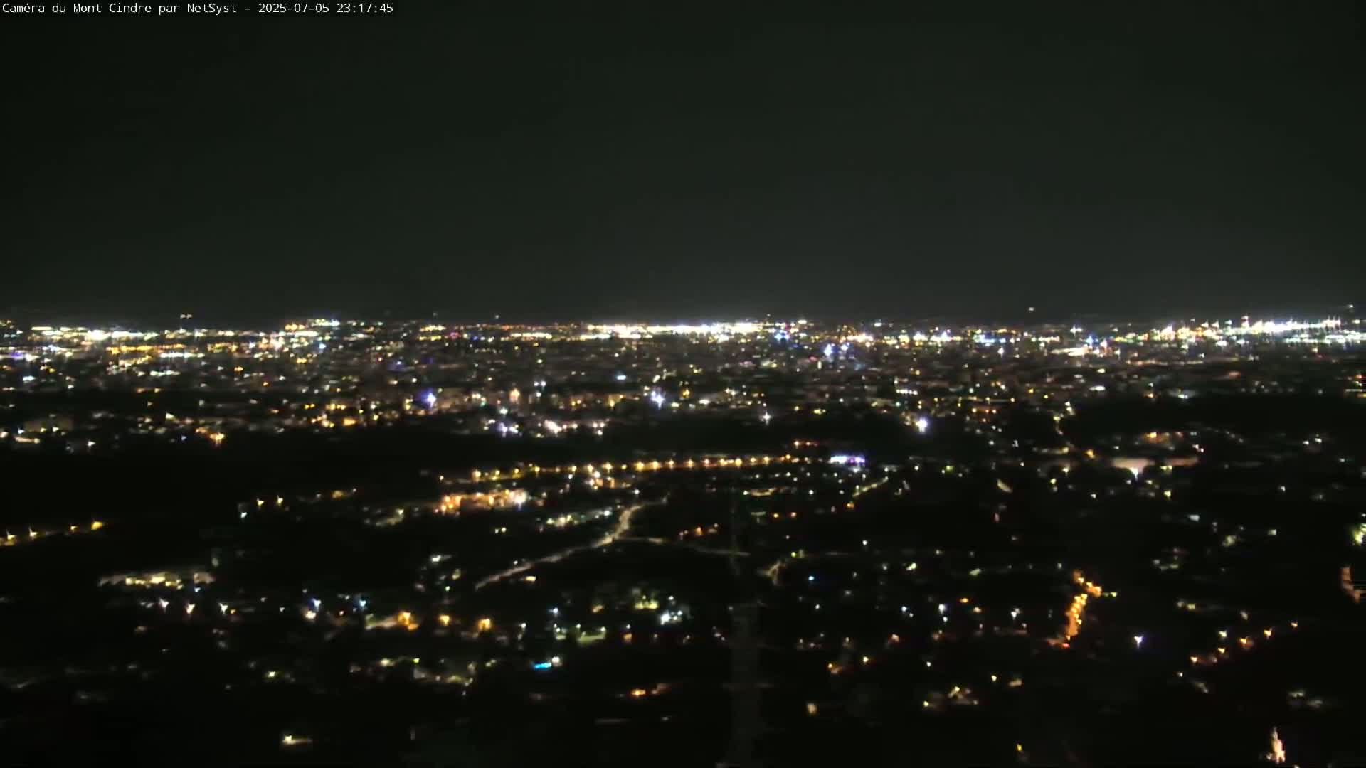 Lyon Skyline from Saint-Cyr-au-Mont-d'Or Mont Cindre Live Cam - Lyon, Métropole de Lyon, Auvergne-Rhône-Alpes, France