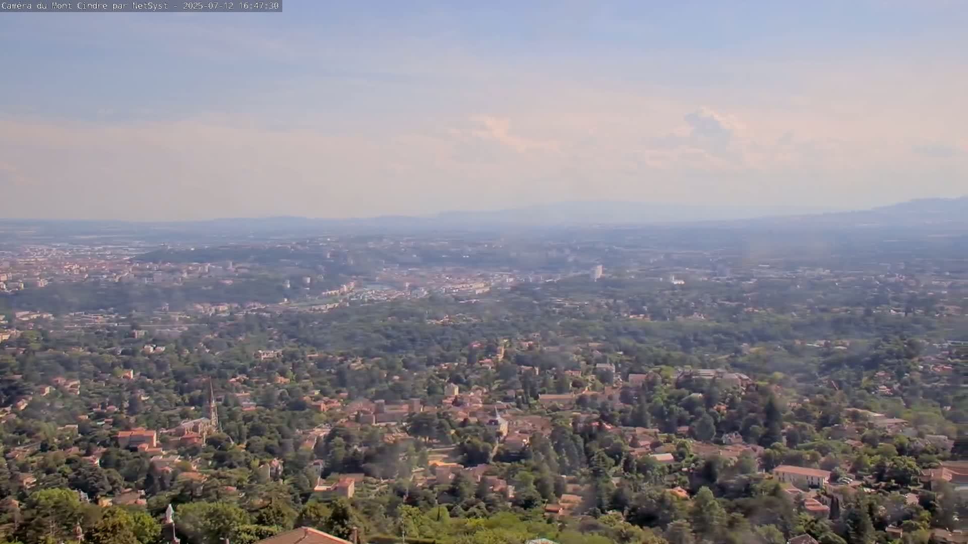 Lyon Skyline from Saint-Cyr-au-Mont-d'Or Mont Cindre Live Cam - Lyon, Métropole de Lyon, Auvergne-Rhône-Alpes, France