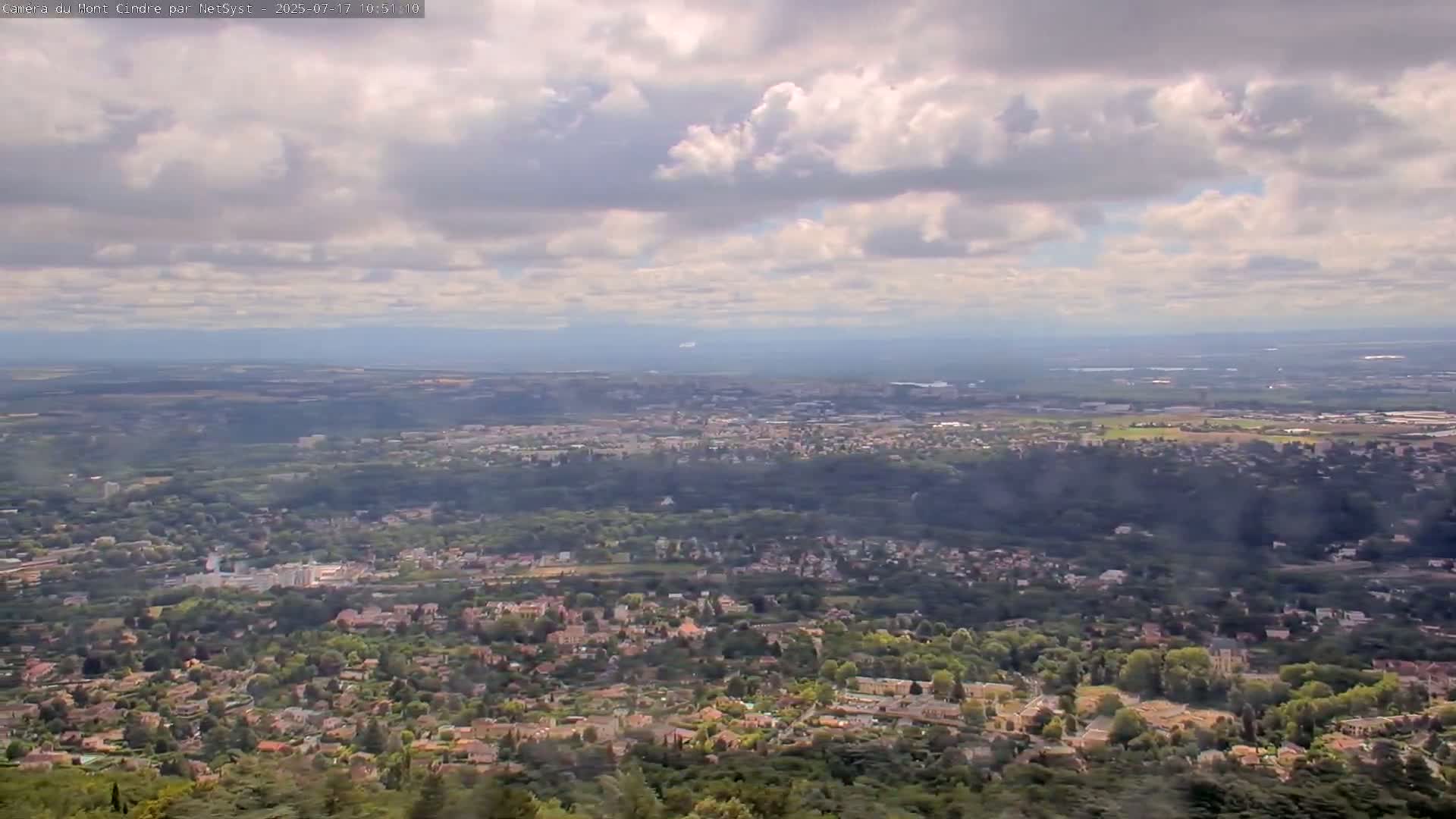 Lyon Skyline from Saint-Cyr-au-Mont-d'Or Mont Cindre Live Cam - Lyon, Métropole de Lyon, Auvergne-Rhône-Alpes, France