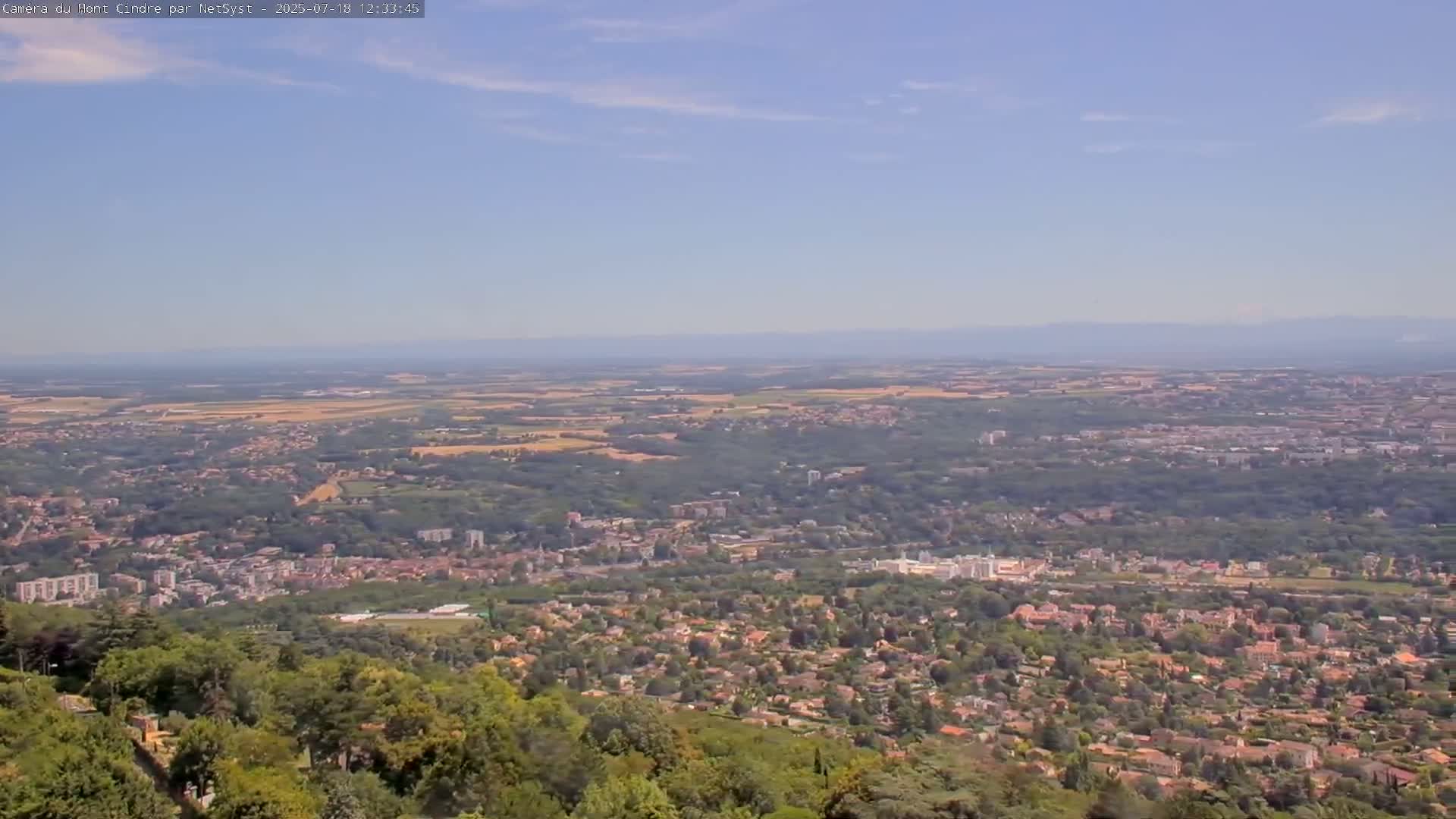 Lyon Skyline from Saint-Cyr-au-Mont-d'Or Mont Cindre Live Cam - Lyon, Métropole de Lyon, Auvergne-Rhône-Alpes, France