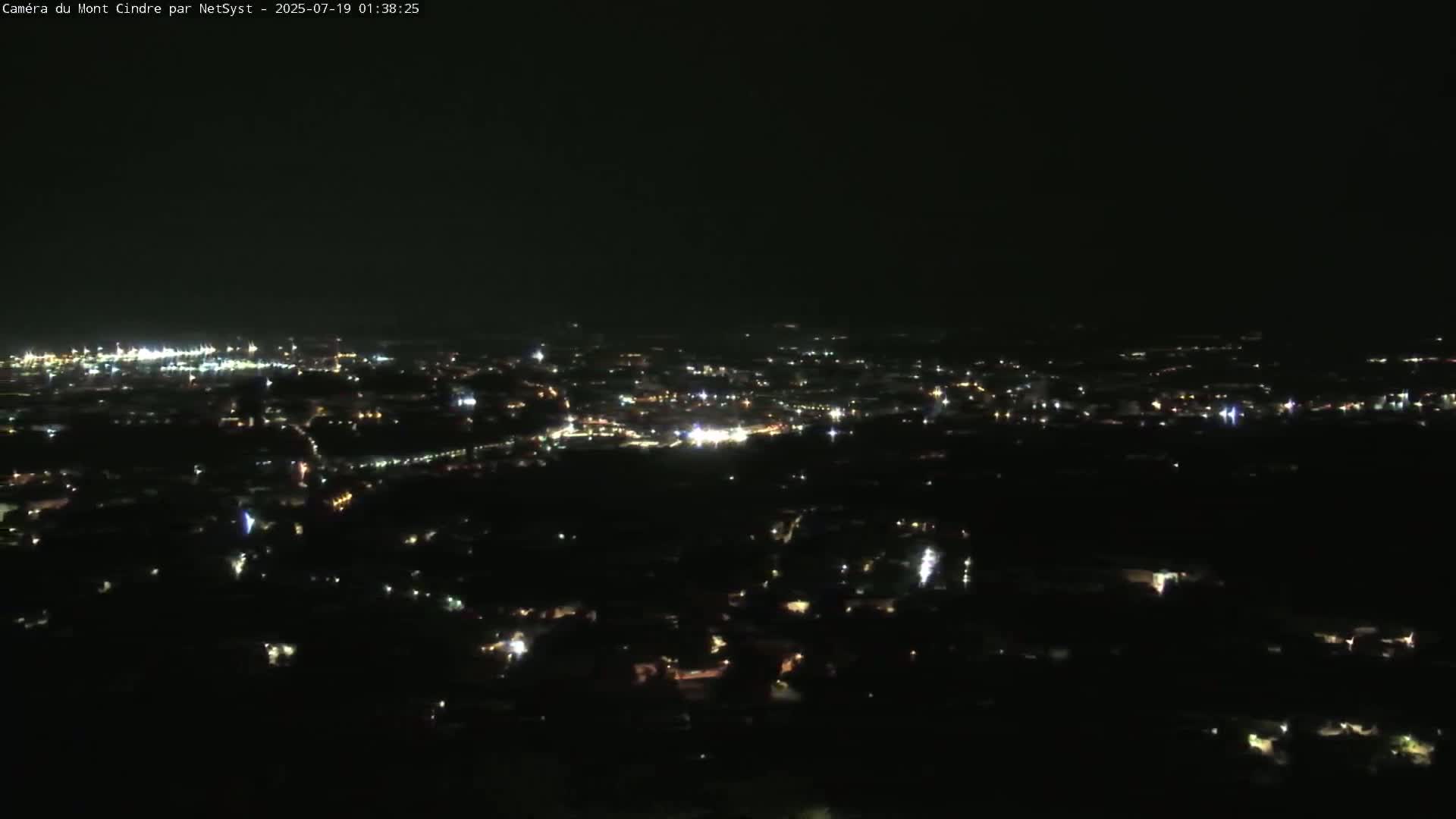 Lyon Skyline from Saint-Cyr-au-Mont-d'Or Mont Cindre Live Cam - Lyon, Métropole de Lyon, Auvergne-Rhône-Alpes, France