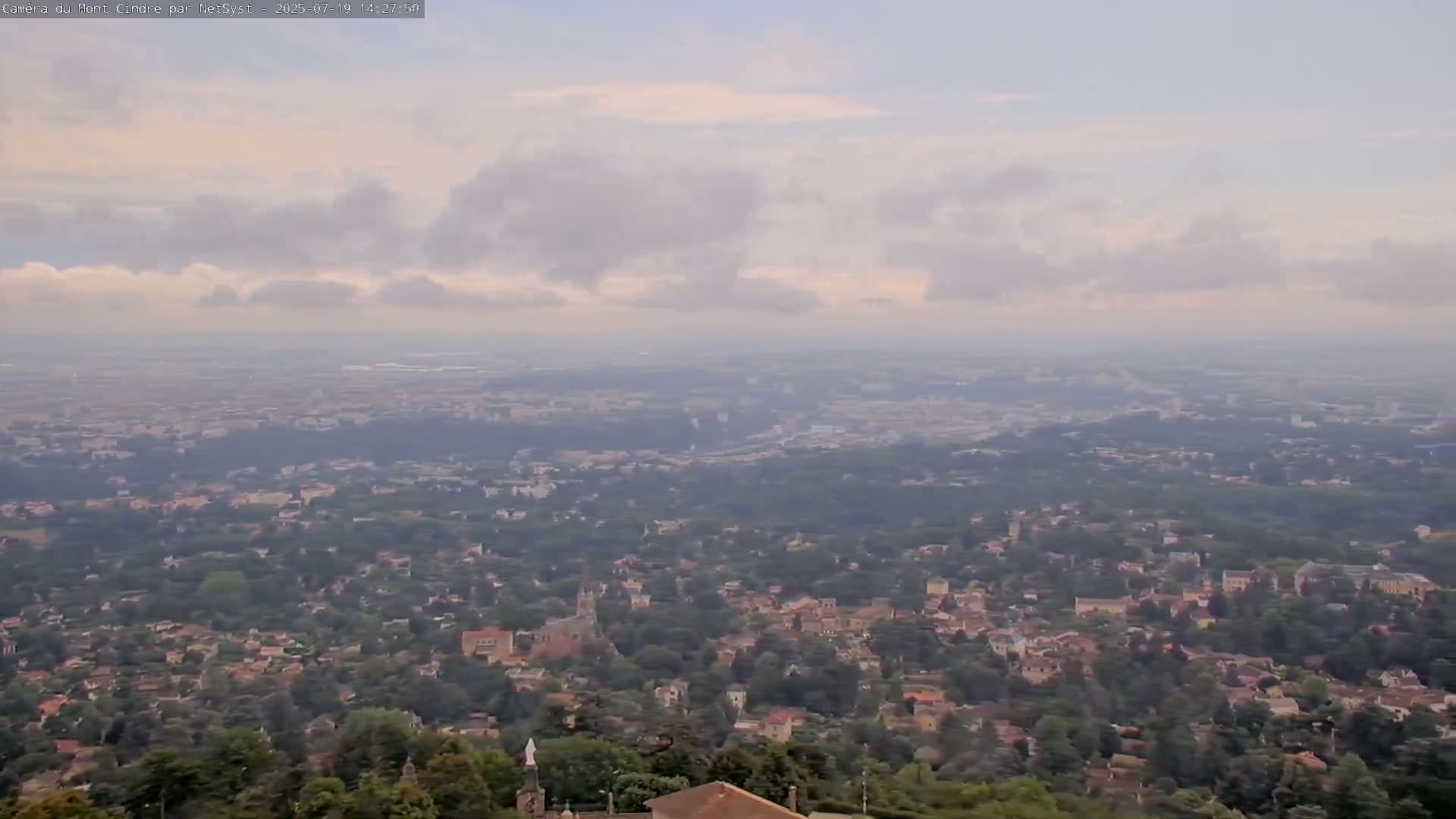Lyon Skyline from Saint-Cyr-au-Mont-d'Or Mont Cindre Live Cam - Lyon, Métropole de Lyon, Auvergne-Rhône-Alpes, France