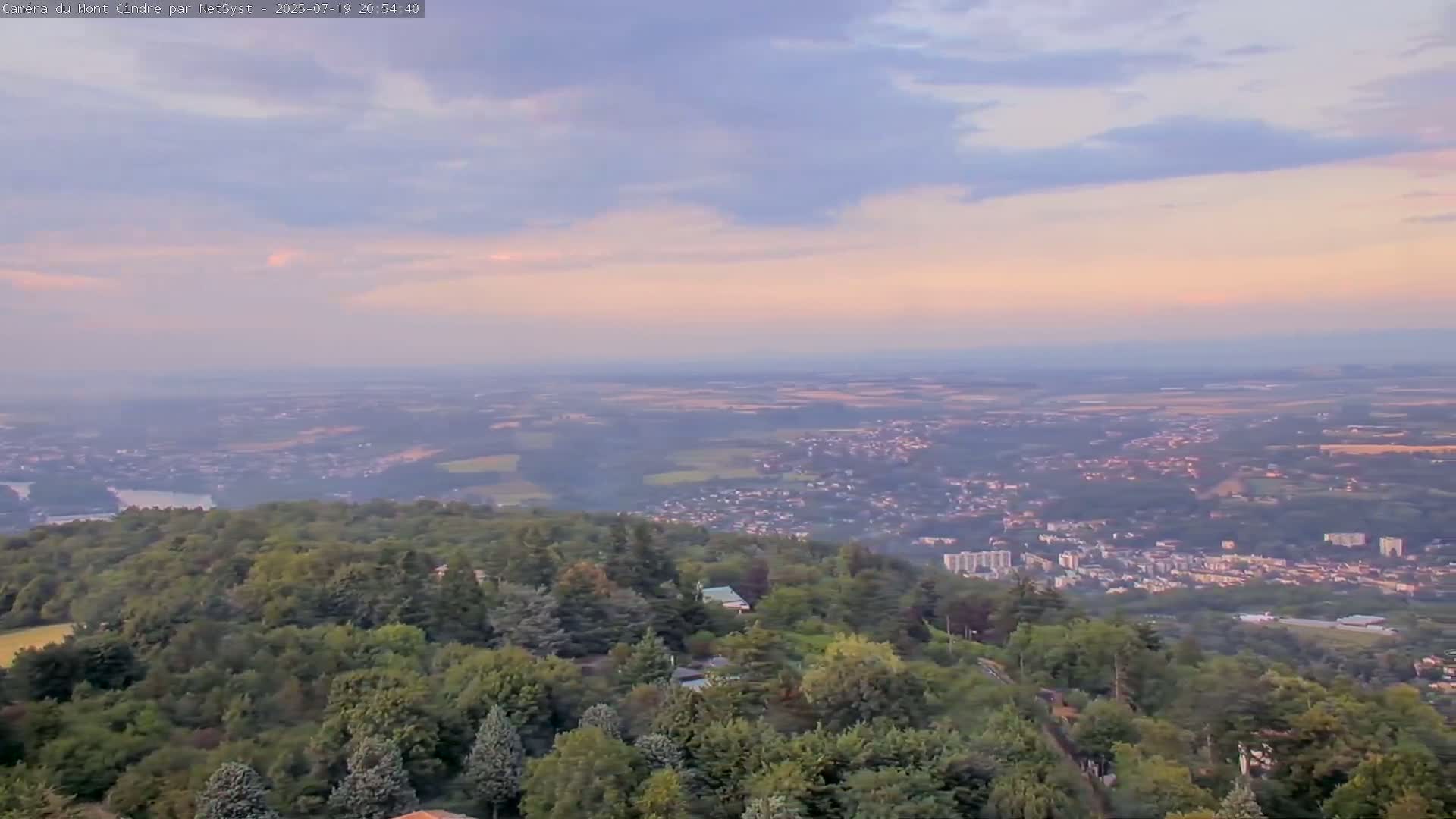 Lyon Skyline from Saint-Cyr-au-Mont-d'Or Mont Cindre Live Cam - Lyon, Métropole de Lyon, Auvergne-Rhône-Alpes, France