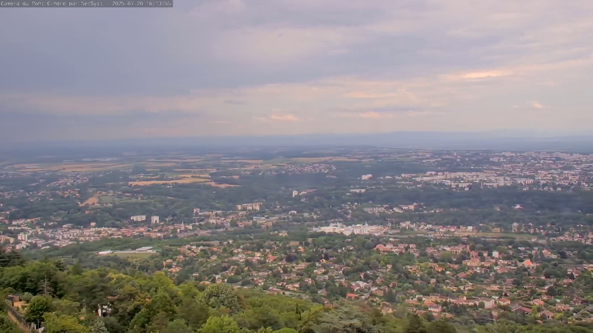 Lyon Skyline from Saint-Cyr-au-Mont-d'Or Mont Cindre Live Cam - Lyon, Métropole de Lyon, Auvergne-Rhône-Alpes, France