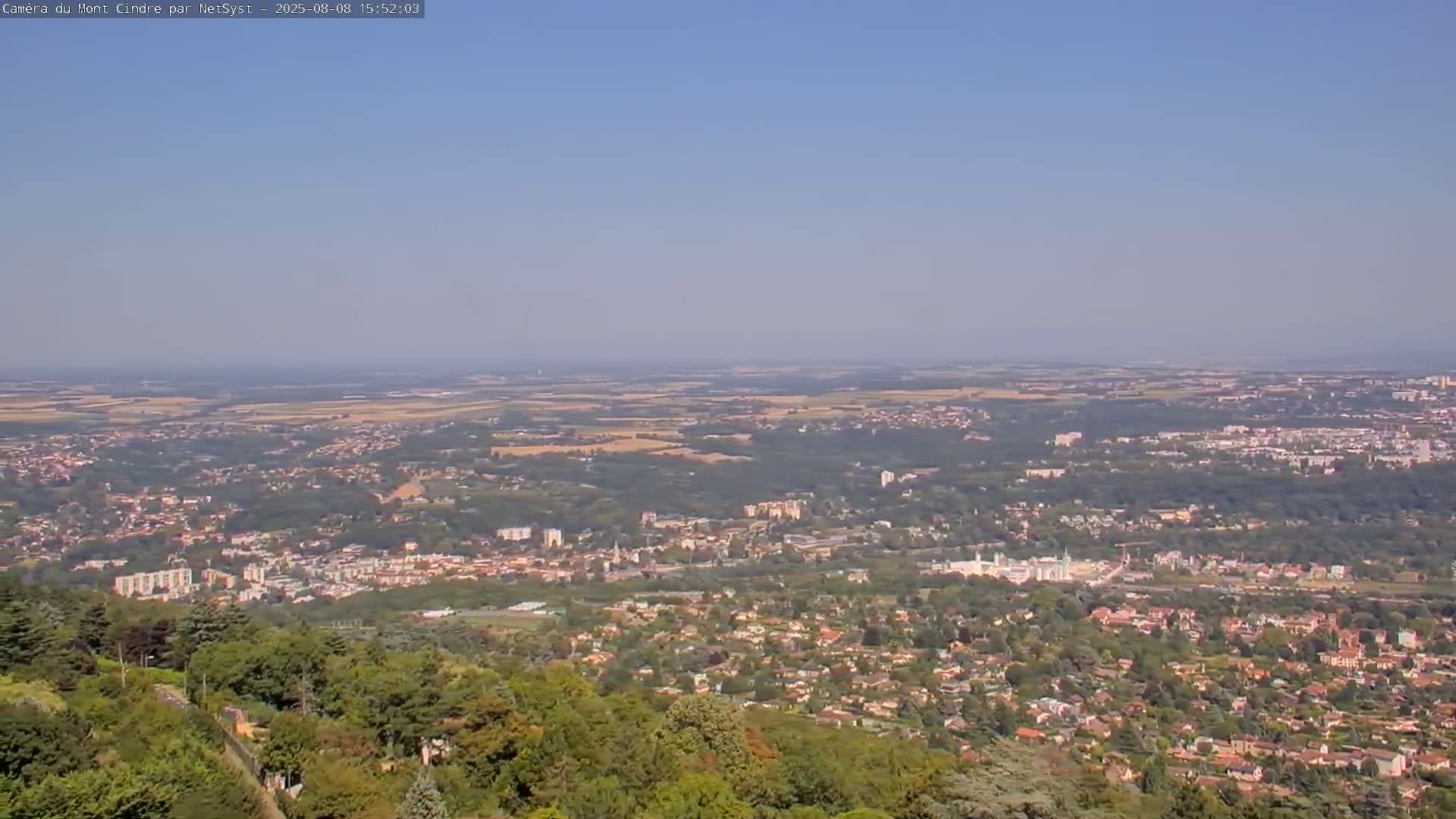 Lyon Skyline from Saint-Cyr-au-Mont-d'Or Mont Cindre Live Cam - Lyon, Métropole de Lyon, Auvergne-Rhône-Alpes, France