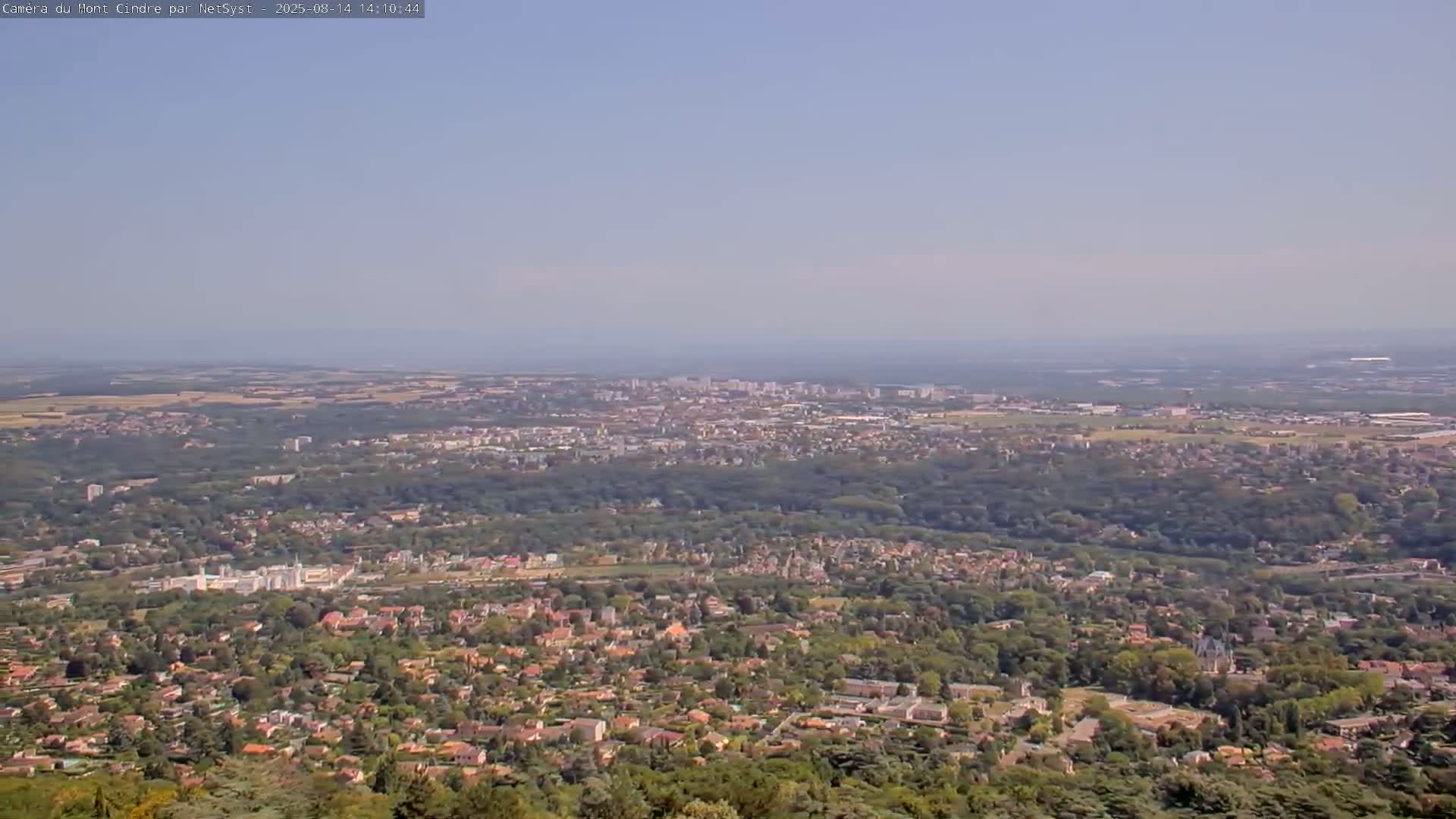 Lyon Skyline from Saint-Cyr-au-Mont-d'Or Mont Cindre Live Cam - Lyon, Métropole de Lyon, Auvergne-Rhône-Alpes, France
