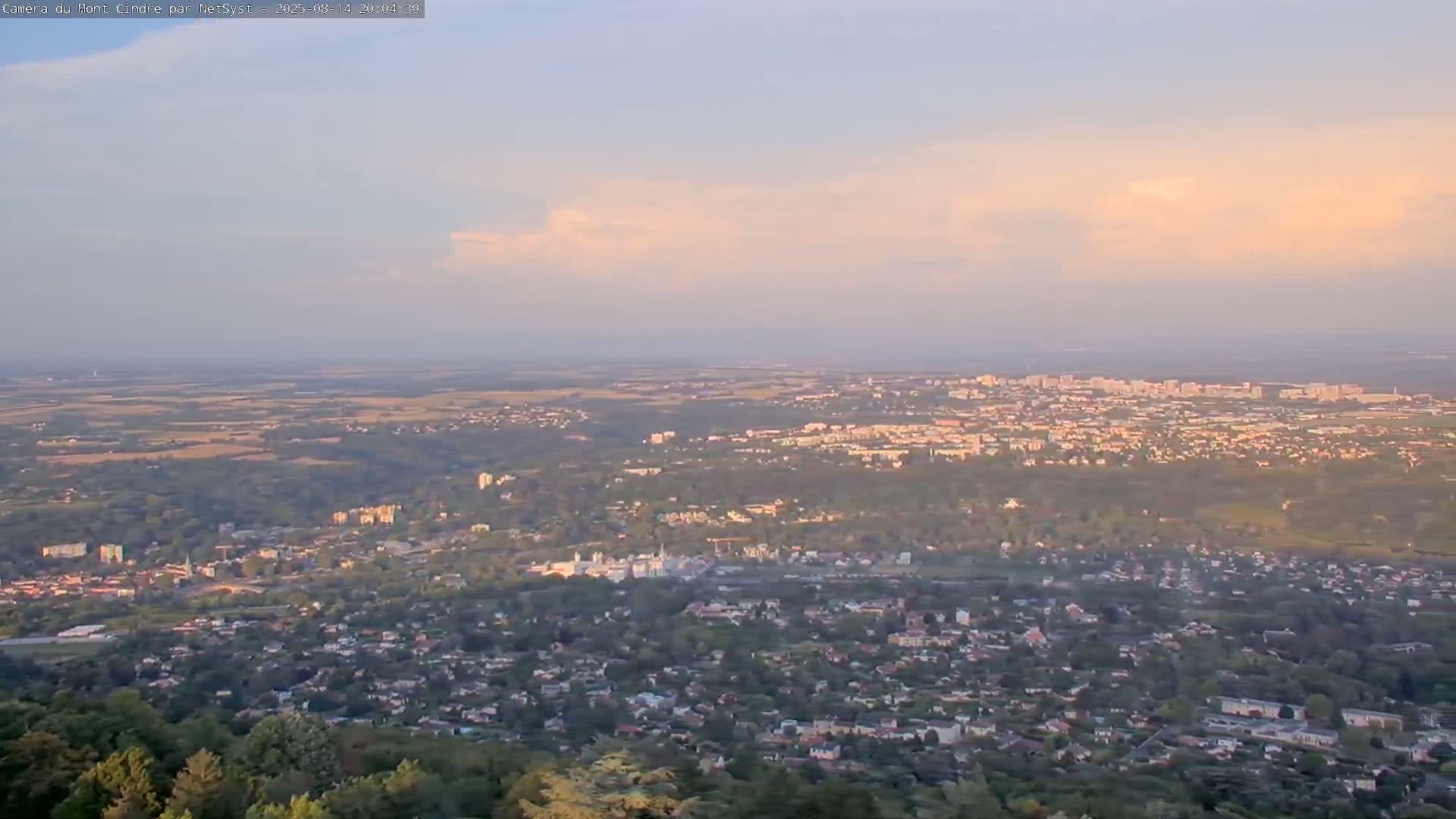 Lyon Skyline from Saint-Cyr-au-Mont-d'Or Mont Cindre Live Cam - Lyon, Métropole de Lyon, Auvergne-Rhône-Alpes, France