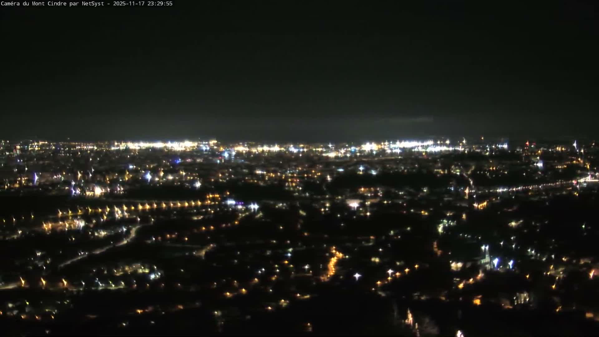 Lyon Skyline from Saint-Cyr-au-Mont-d'Or Mont Cindre Live Cam - Lyon, Métropole de Lyon, Auvergne-Rhône-Alpes, France