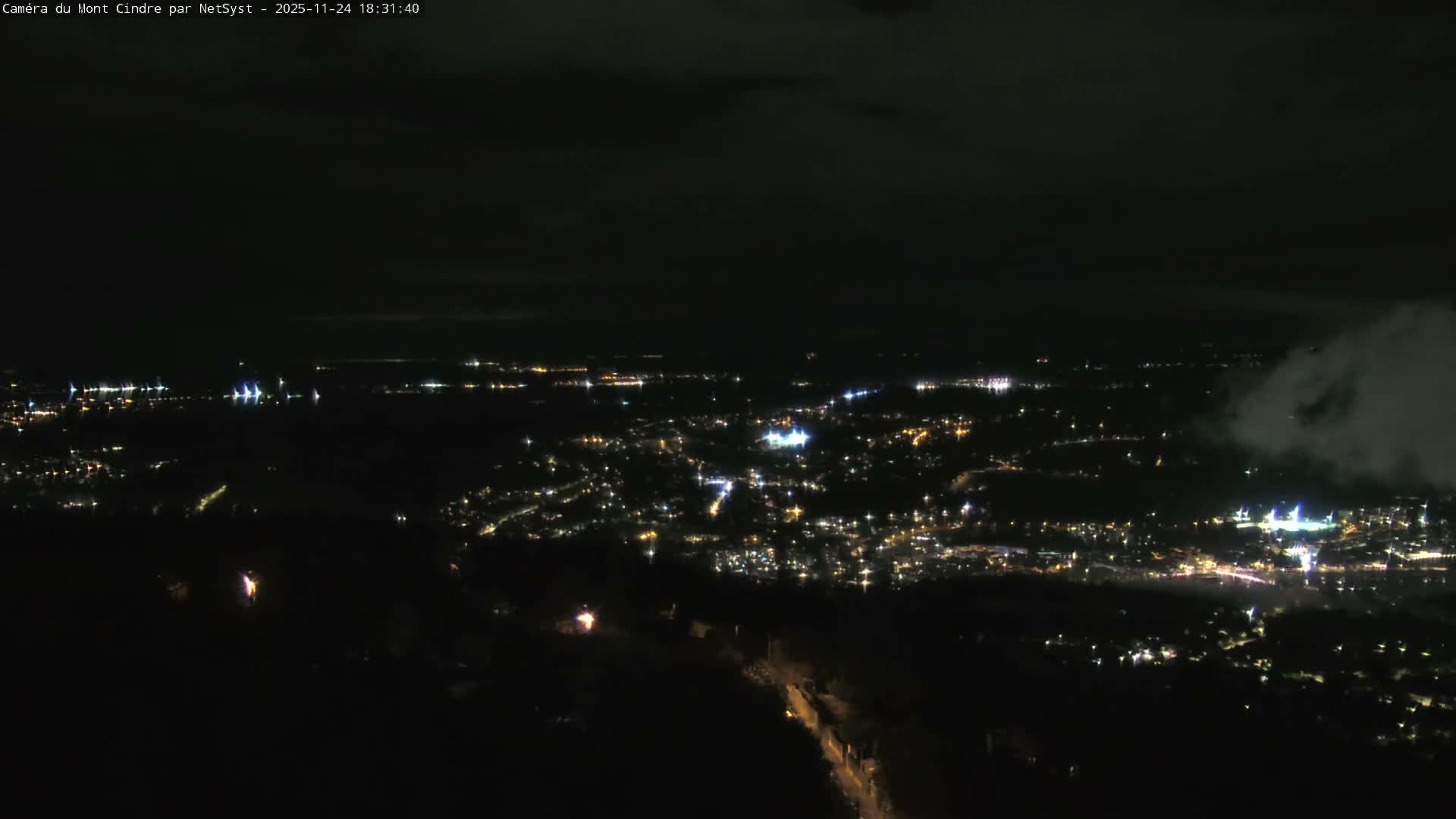 Lyon Skyline from Saint-Cyr-au-Mont-d'Or Mont Cindre Live Cam - Lyon, Métropole de Lyon, Auvergne-Rhône-Alpes, France