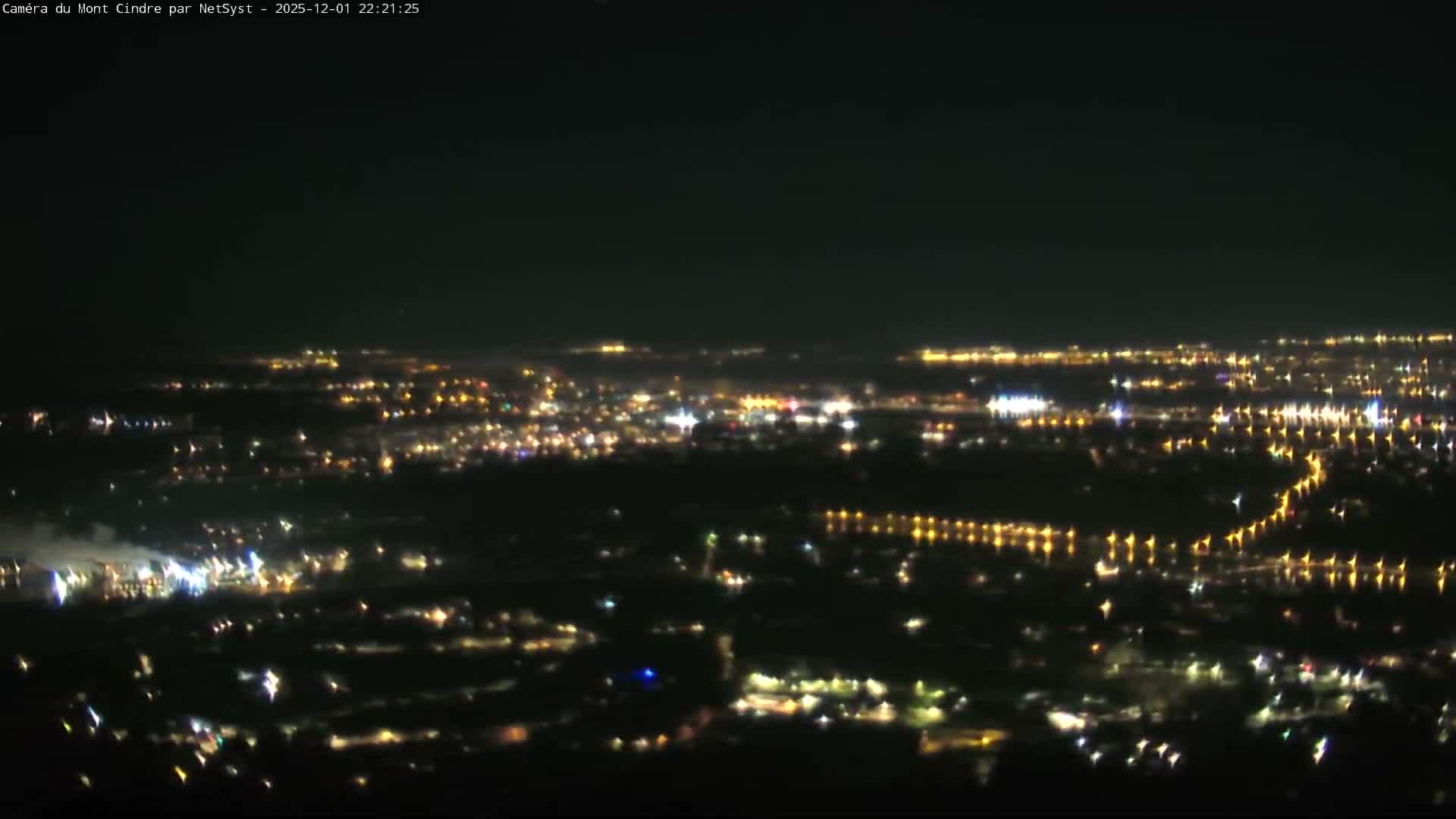 Lyon Skyline from Saint-Cyr-au-Mont-d'Or Mont Cindre Live Cam - Lyon, Métropole de Lyon, Auvergne-Rhône-Alpes, France