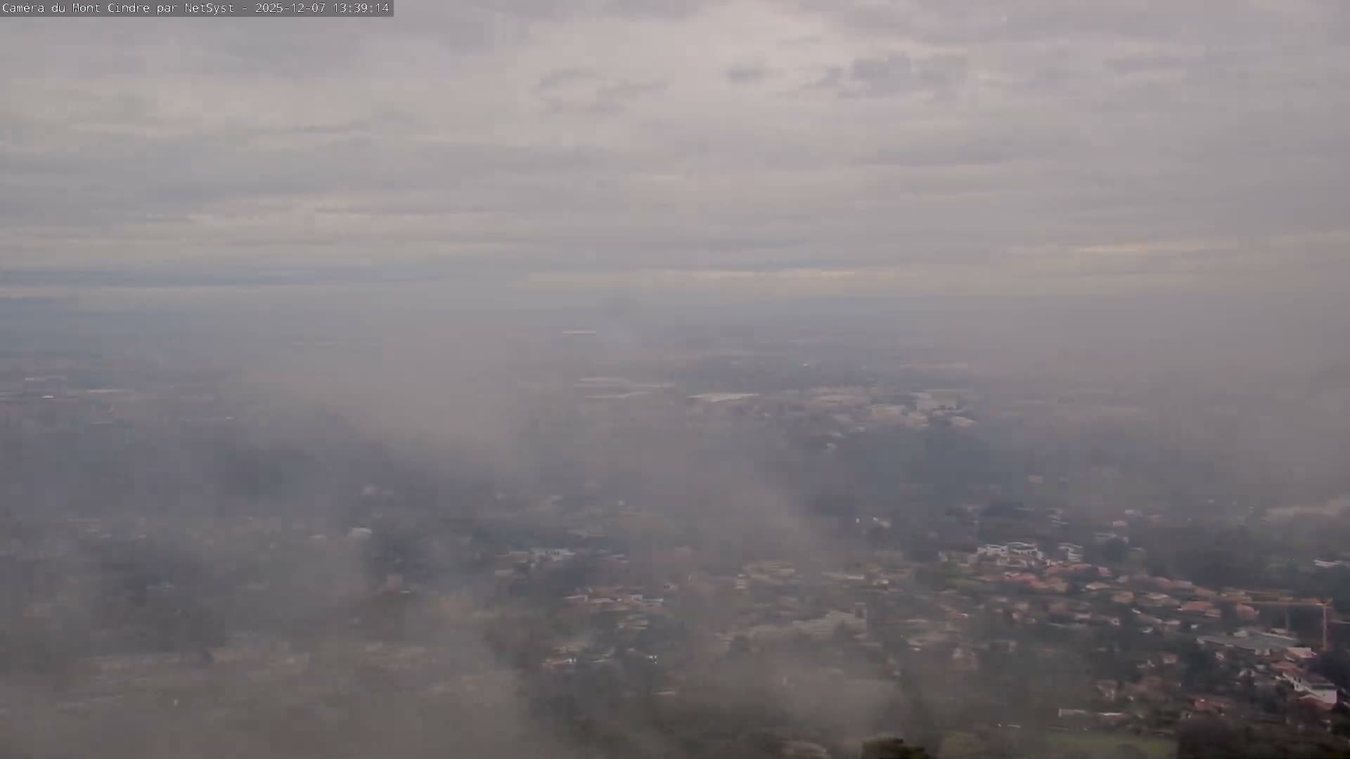 Lyon Skyline from Saint-Cyr-au-Mont-d'Or Mont Cindre Live Cam - Lyon, Métropole de Lyon, Auvergne-Rhône-Alpes, France
