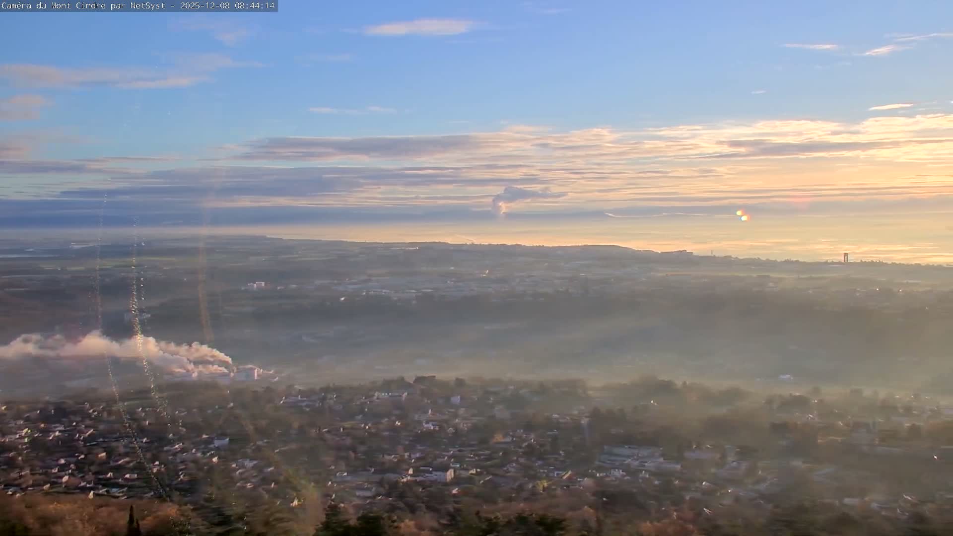 Lyon Skyline from Saint-Cyr-au-Mont-d'Or Mont Cindre Live Cam - Lyon, Métropole de Lyon, Auvergne-Rhône-Alpes, France