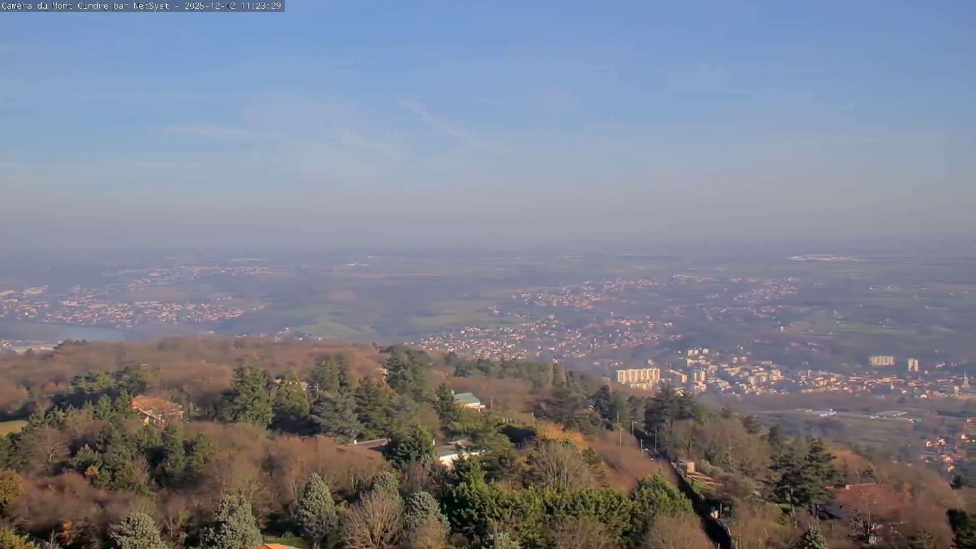 Lyon Skyline from Saint-Cyr-au-Mont-d'Or Mont Cindre Live Cam - Lyon, Métropole de Lyon, Auvergne-Rhône-Alpes, France