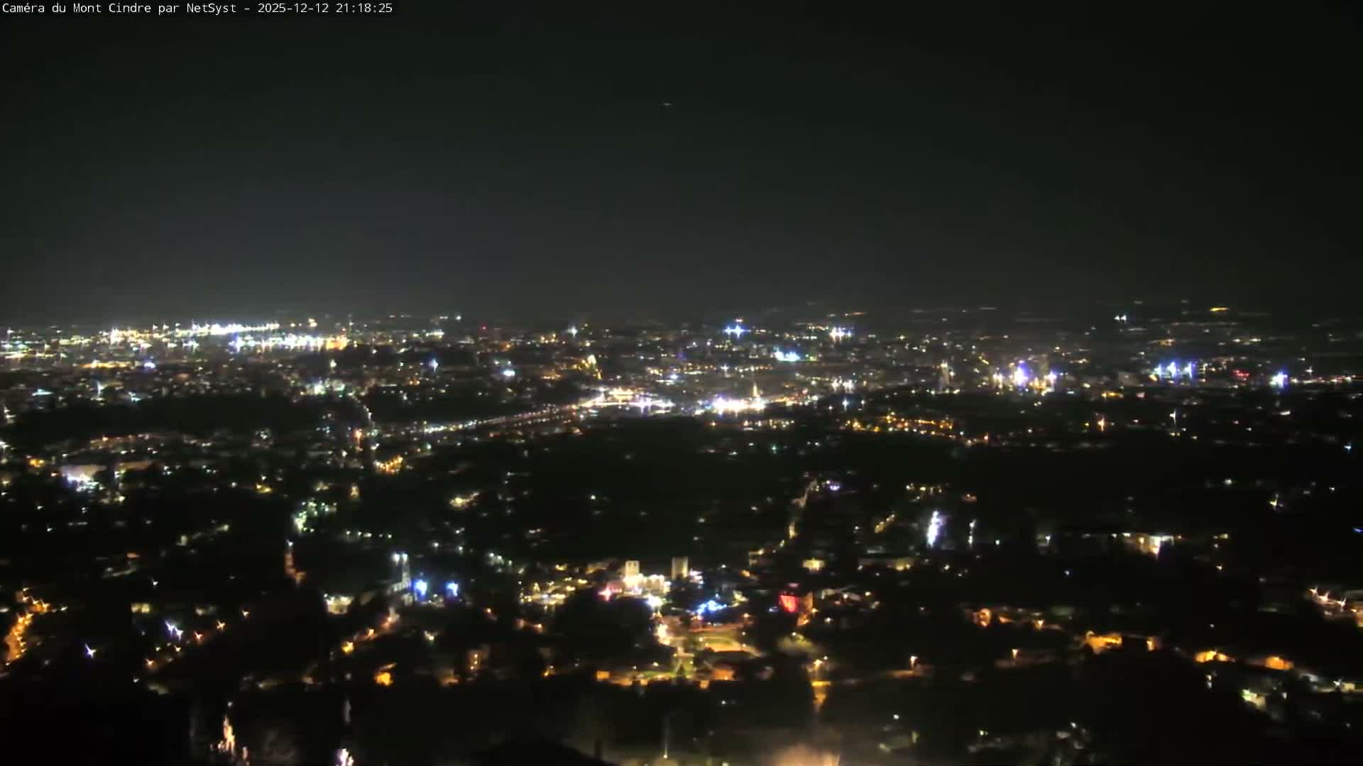 Lyon Skyline from Saint-Cyr-au-Mont-d'Or Mont Cindre Live Cam - Lyon, Métropole de Lyon, Auvergne-Rhône-Alpes, France
