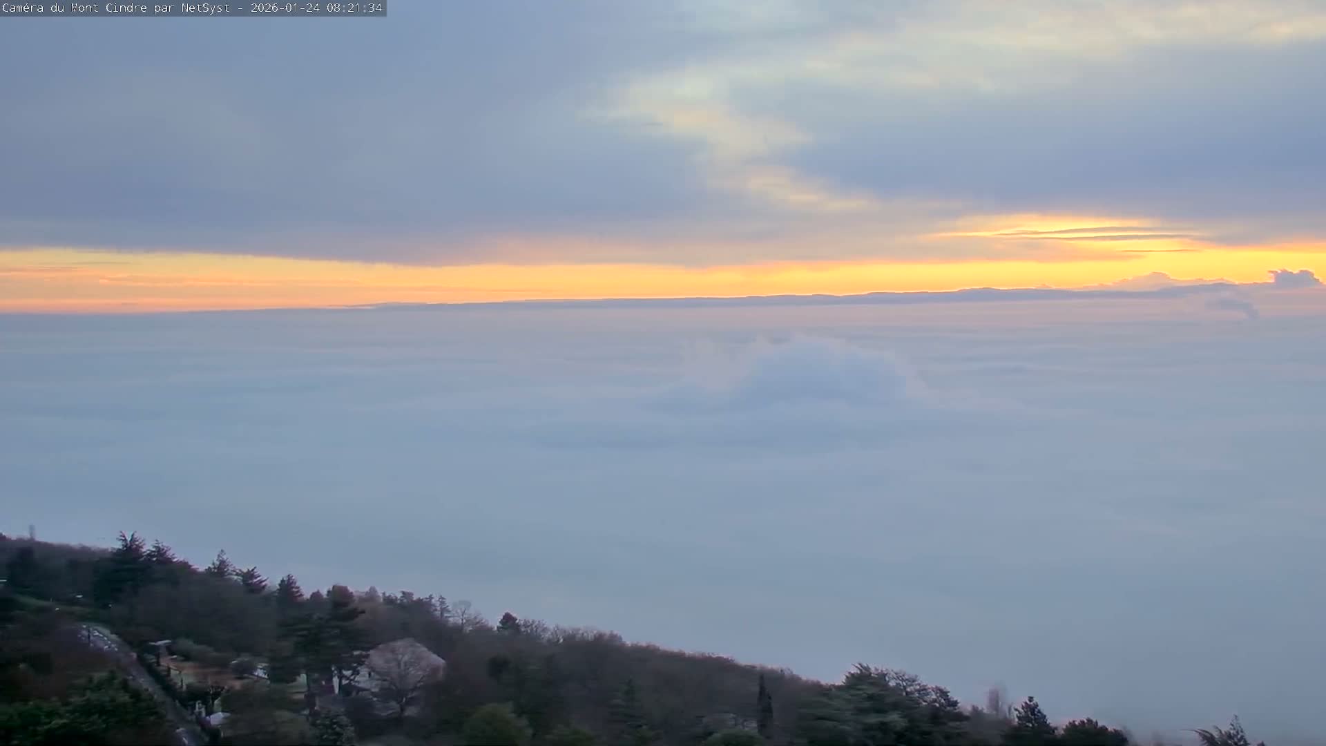 Lyon Skyline from Saint-Cyr-au-Mont-d'Or Mont Cindre Live Cam - Lyon, Métropole de Lyon, Auvergne-Rhône-Alpes, France