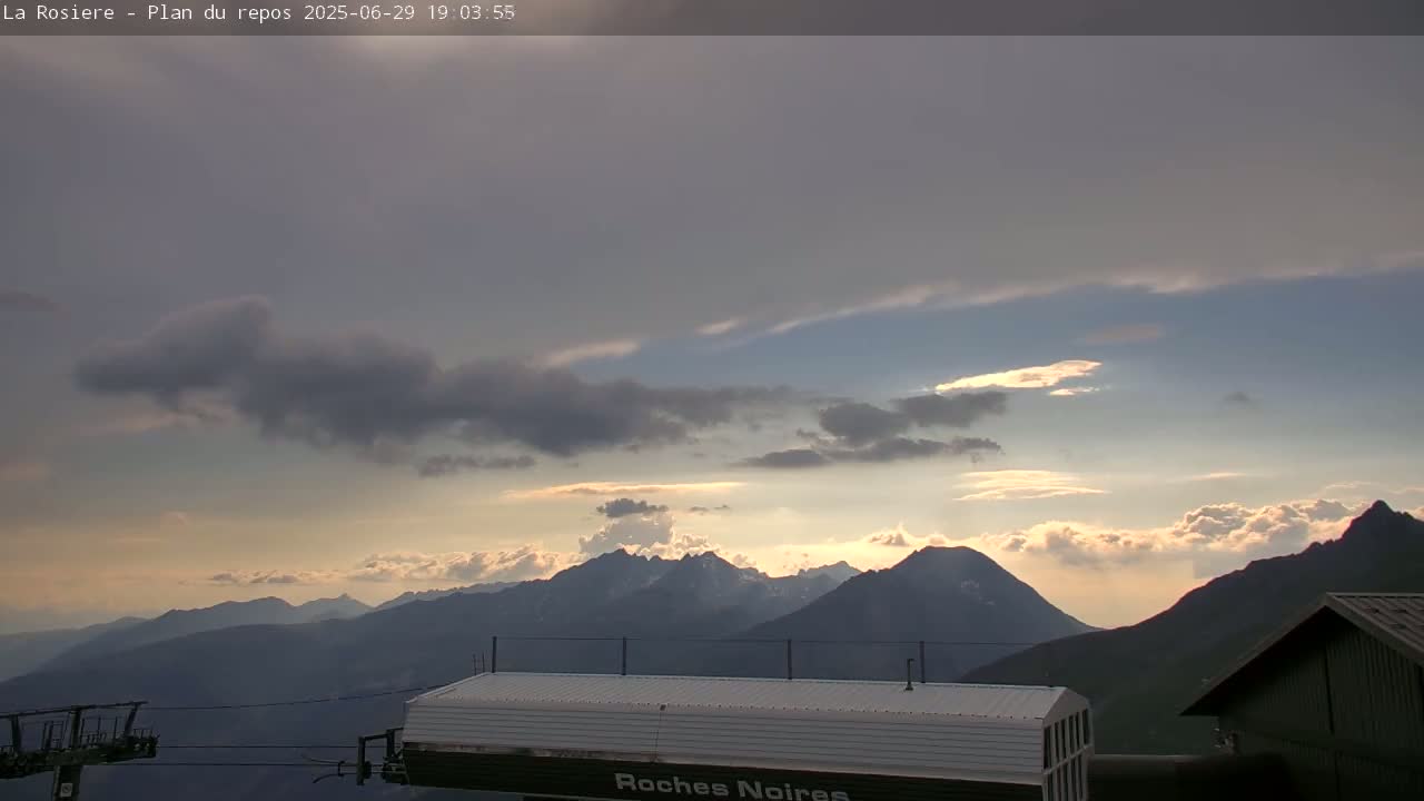 Montvalezan,  La Rosière Ski Area Charmlifts & Plan du Repos (Rest Plan) Live Cam - Albertville, Savoie, Auvergne-Rhône-Alpes, France