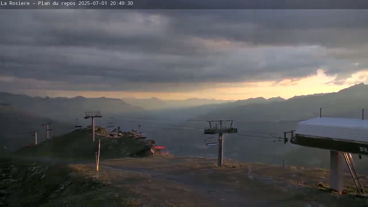 Montvalezan,  La Rosière Ski Area Charmlifts & Plan du Repos (Rest Plan) Live Cam - Albertville, Savoie, Auvergne-Rhône-Alpes, France