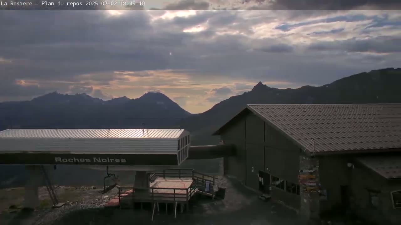 Montvalezan,  La Rosière Ski Area Charmlifts & Plan du Repos (Rest Plan) Live Cam - Albertville, Savoie, Auvergne-Rhône-Alpes, France