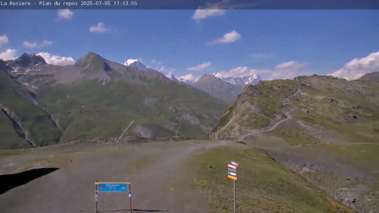 Montvalezan,  La Rosière Ski Area Charmlifts & Plan du Repos (Rest Plan) Live Cam - Albertville, Savoie, Auvergne-Rhône-Alpes, France