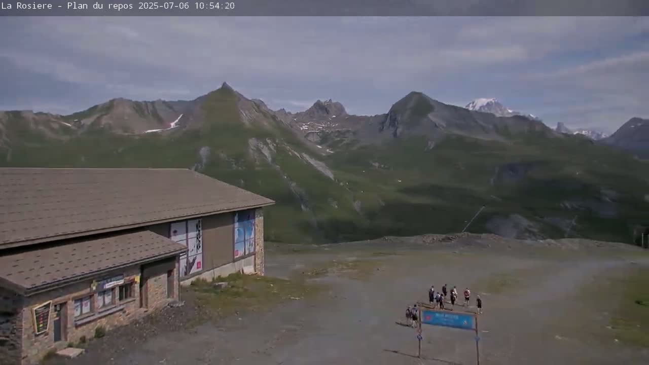 Montvalezan,  La Rosière Ski Area Charmlifts & Plan du Repos (Rest Plan) Live Cam - Albertville, Savoie, Auvergne-Rhône-Alpes, France