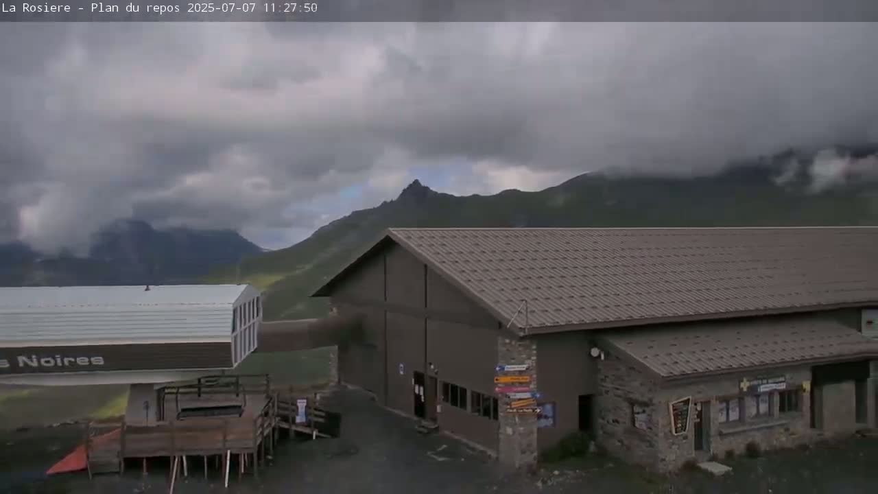 Montvalezan,  La Rosière Ski Area Charmlifts & Plan du Repos (Rest Plan) Live Cam - Albertville, Savoie, Auvergne-Rhône-Alpes, France