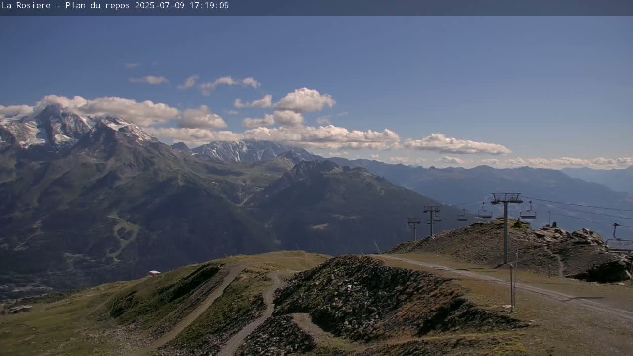 Montvalezan,  La Rosière Ski Area Charmlifts & Plan du Repos (Rest Plan) Live Cam - Albertville, Savoie, Auvergne-Rhône-Alpes, France