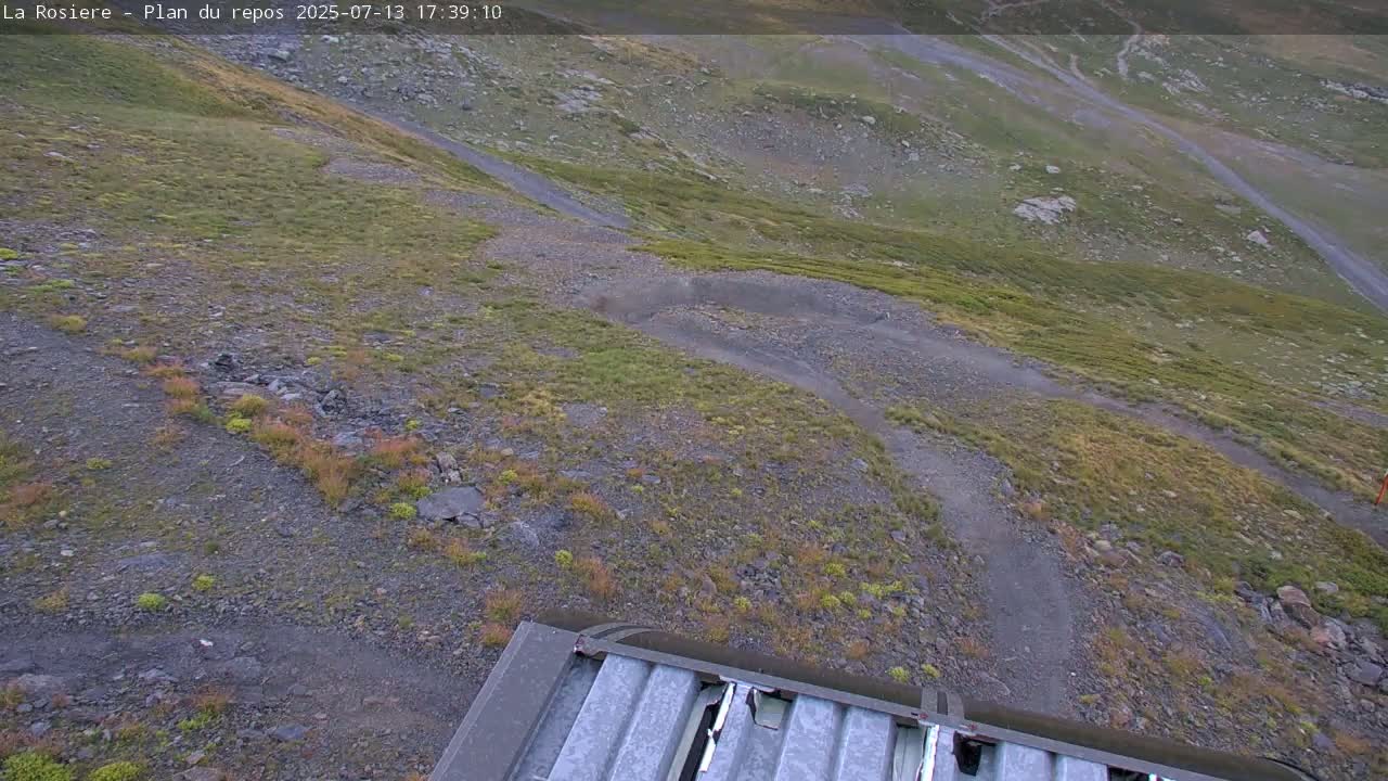 Montvalezan,  La Rosière Ski Area Charmlifts & Plan du Repos (Rest Plan) Live Cam - Albertville, Savoie, Auvergne-Rhône-Alpes, France