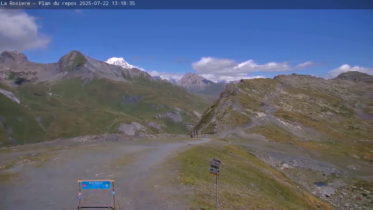 Montvalezan,  La Rosière Ski Area Charmlifts & Plan du Repos (Rest Plan) Live Cam - Albertville, Savoie, Auvergne-Rhône-Alpes, France