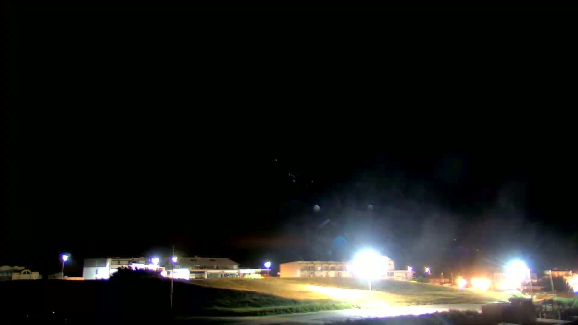 Saint-Hilaire-de-Riez, Plage de la Parée Préneau Beach Live Cam -  Les Sables-d'Olonne, Vendée, Pays de la Loire, France