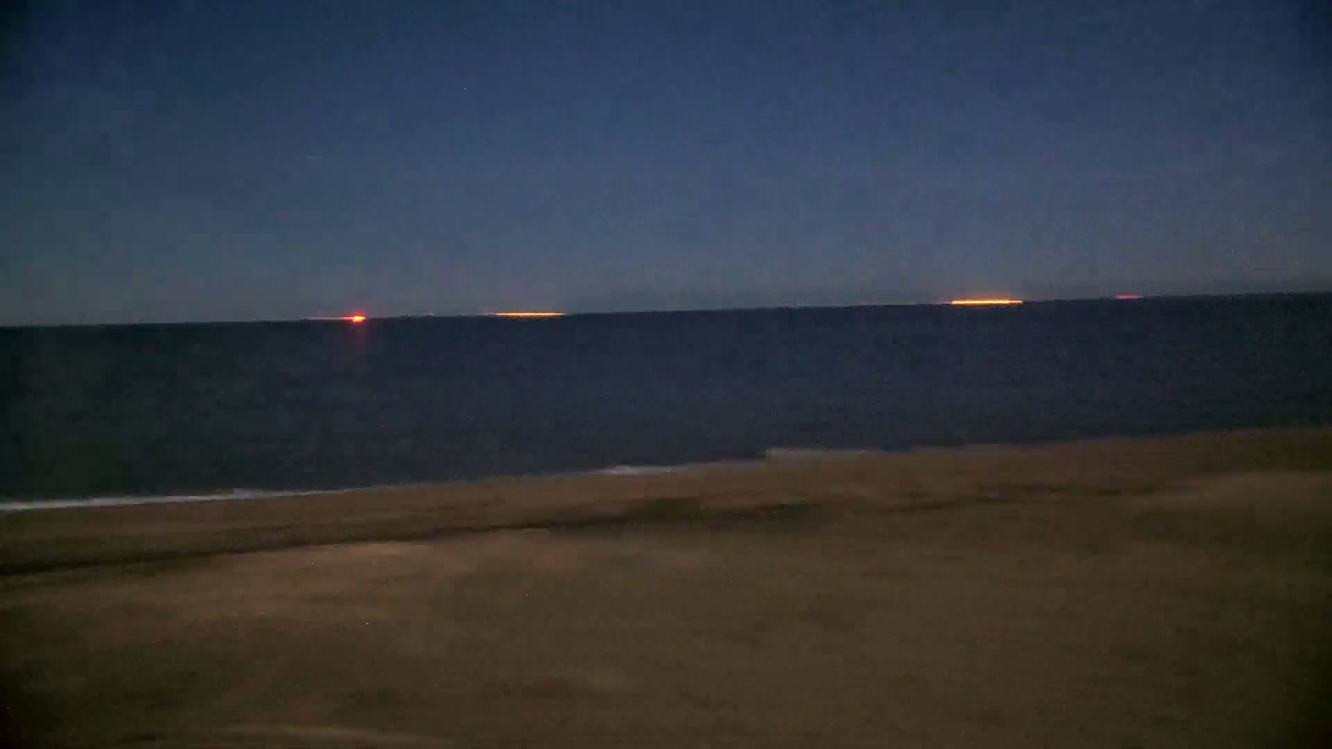 Saint-Hilaire-de-Riez, Plage de la Parée Préneau Beach Live Cam -  Les Sables-d'Olonne, Vendée, Pays de la Loire, France
