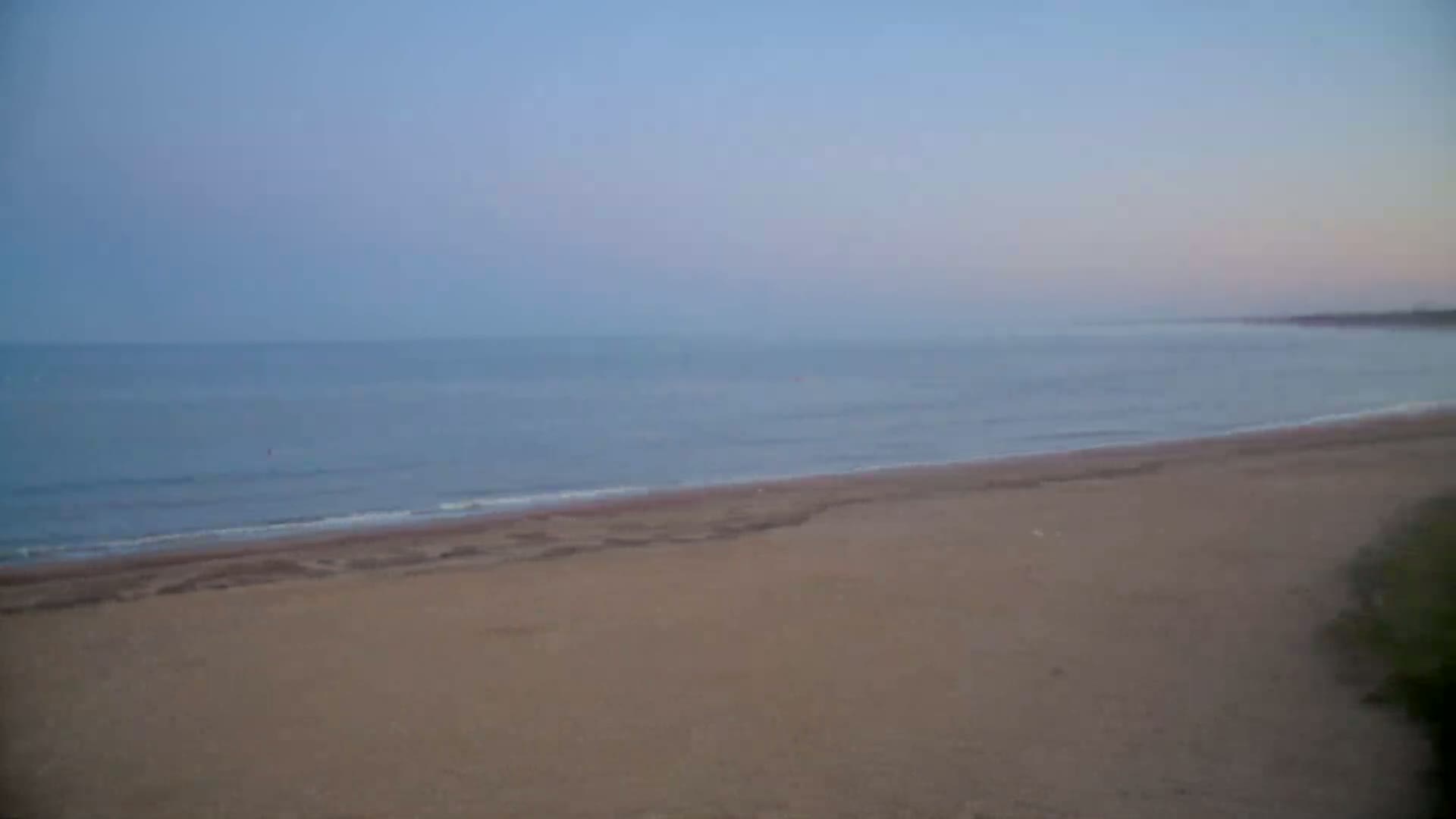 Saint-Hilaire-de-Riez, Plage de la Parée Préneau Beach Live Cam -  Les Sables-d'Olonne, Vendée, Pays de la Loire, France