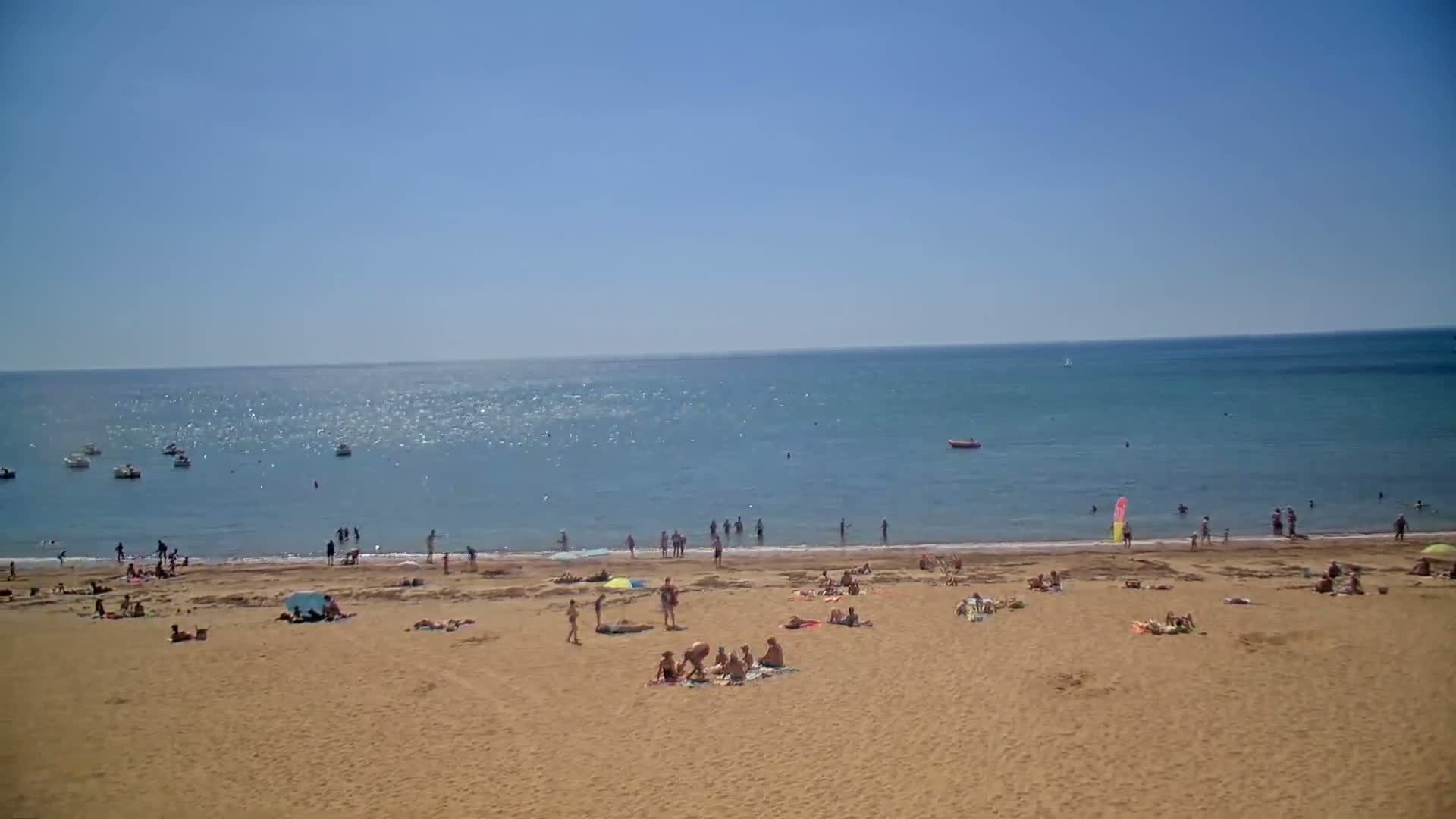 Saint-Hilaire-de-Riez, Plage de la Parée Préneau Beach Live Cam -  Les Sables-d'Olonne, Vendée, Pays de la Loire, France