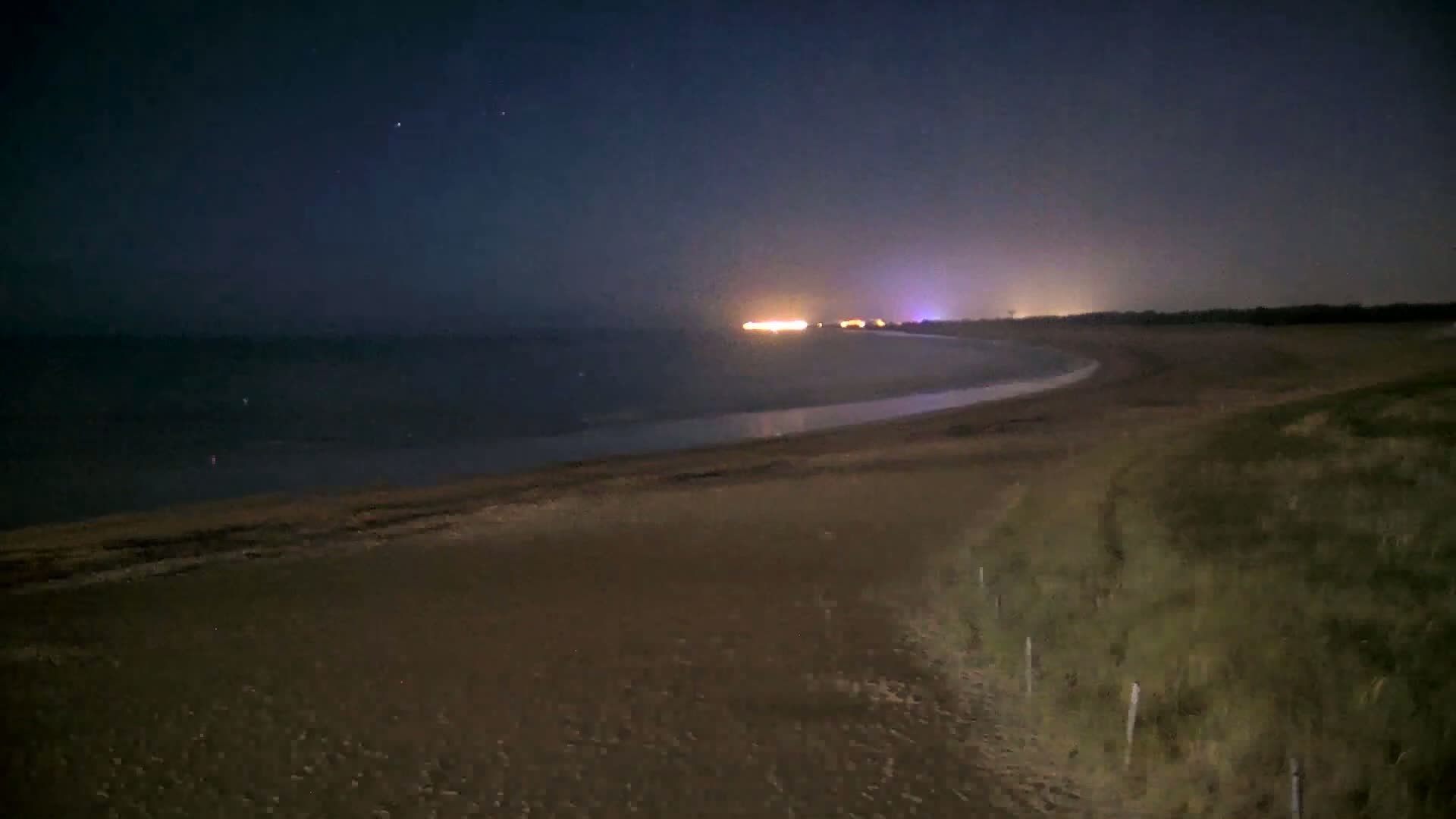 Saint-Hilaire-de-Riez, Plage de la Parée Préneau Beach Live Cam -  Les Sables-d'Olonne, Vendée, Pays de la Loire, France