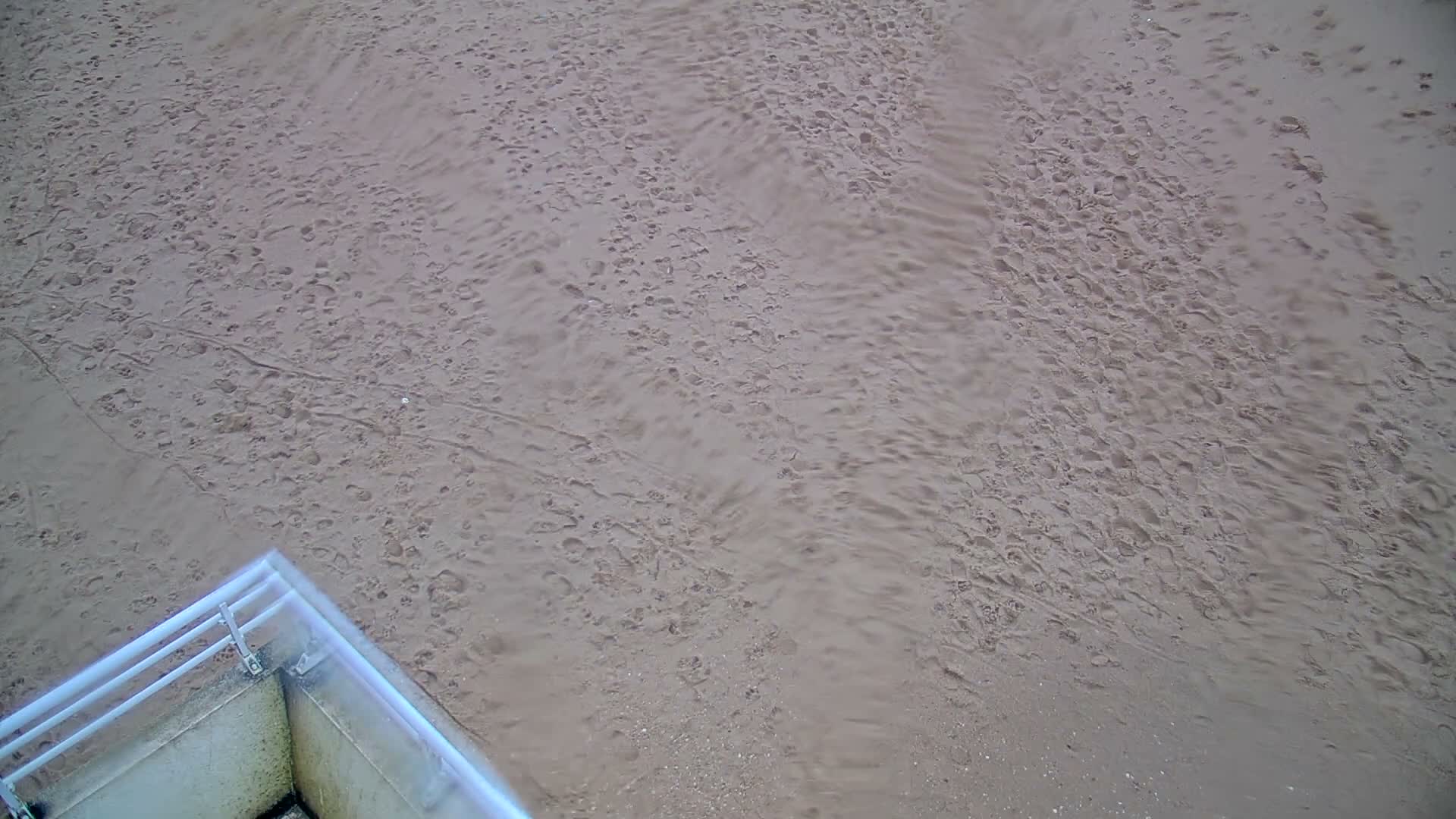 Saint-Hilaire-de-Riez, Plage de la Parée Préneau Beach Live Cam -  Les Sables-d'Olonne, Vendée, Pays de la Loire, France