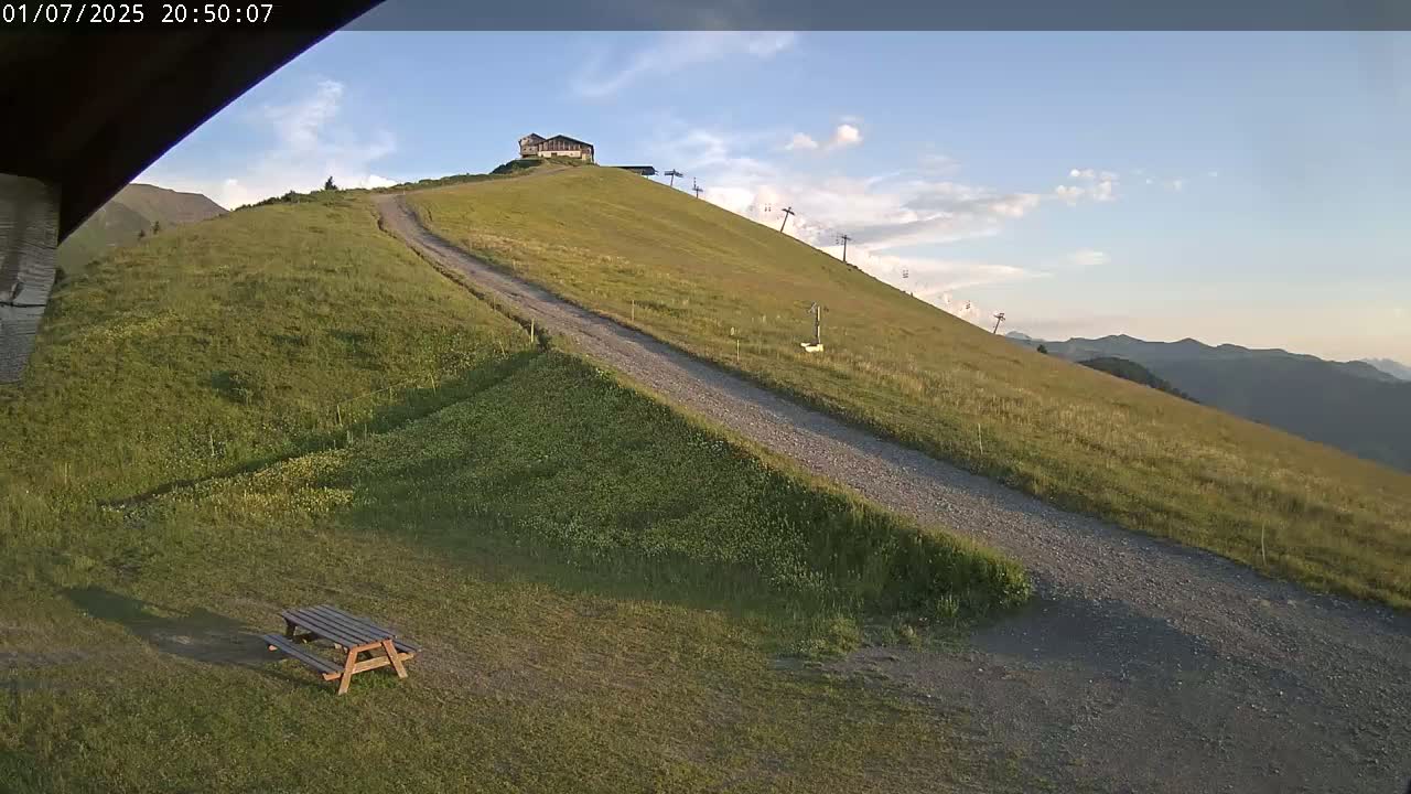 Saint-Gervais-les-Bains,  Telesiege de la Croix Live Cam - Bonneville, Haute-Savoie, Auvergne-Rhône-Alpes, France