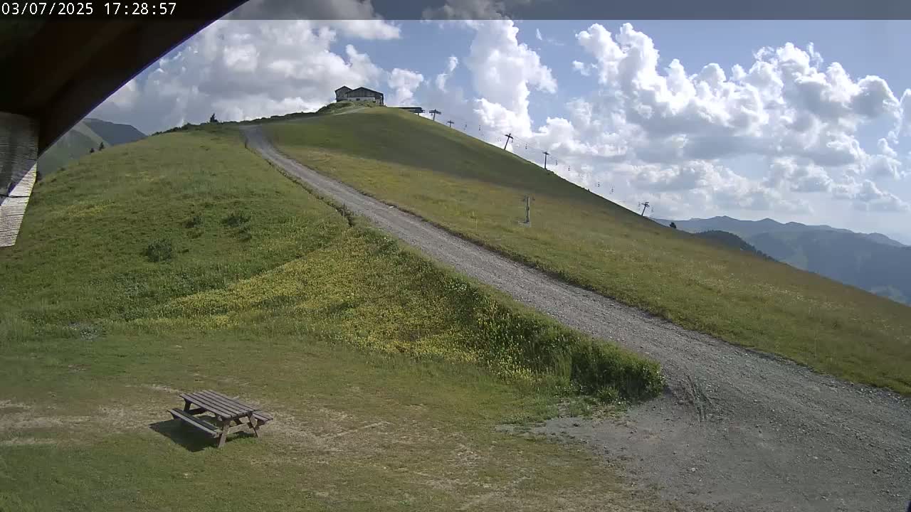 Saint-Gervais-les-Bains,  Telesiege de la Croix Live Cam - Bonneville, Haute-Savoie, Auvergne-Rhône-Alpes, France