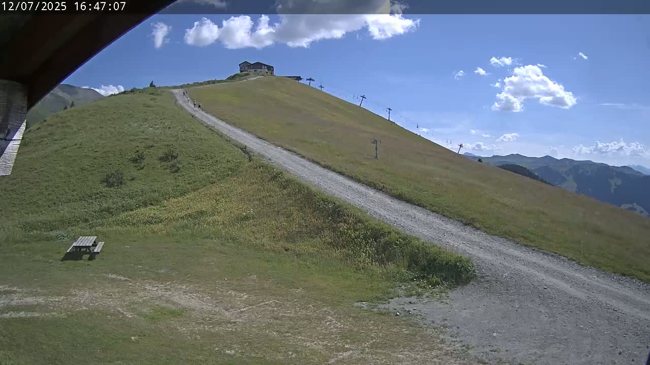 Saint-Gervais-les-Bains,  Telesiege de la Croix Live Cam - Bonneville, Haute-Savoie, Auvergne-Rhône-Alpes, France