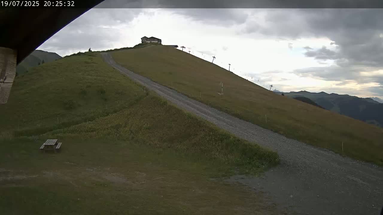 Saint-Gervais-les-Bains,  Telesiege de la Croix Live Cam - Bonneville, Haute-Savoie, Auvergne-Rhône-Alpes, France