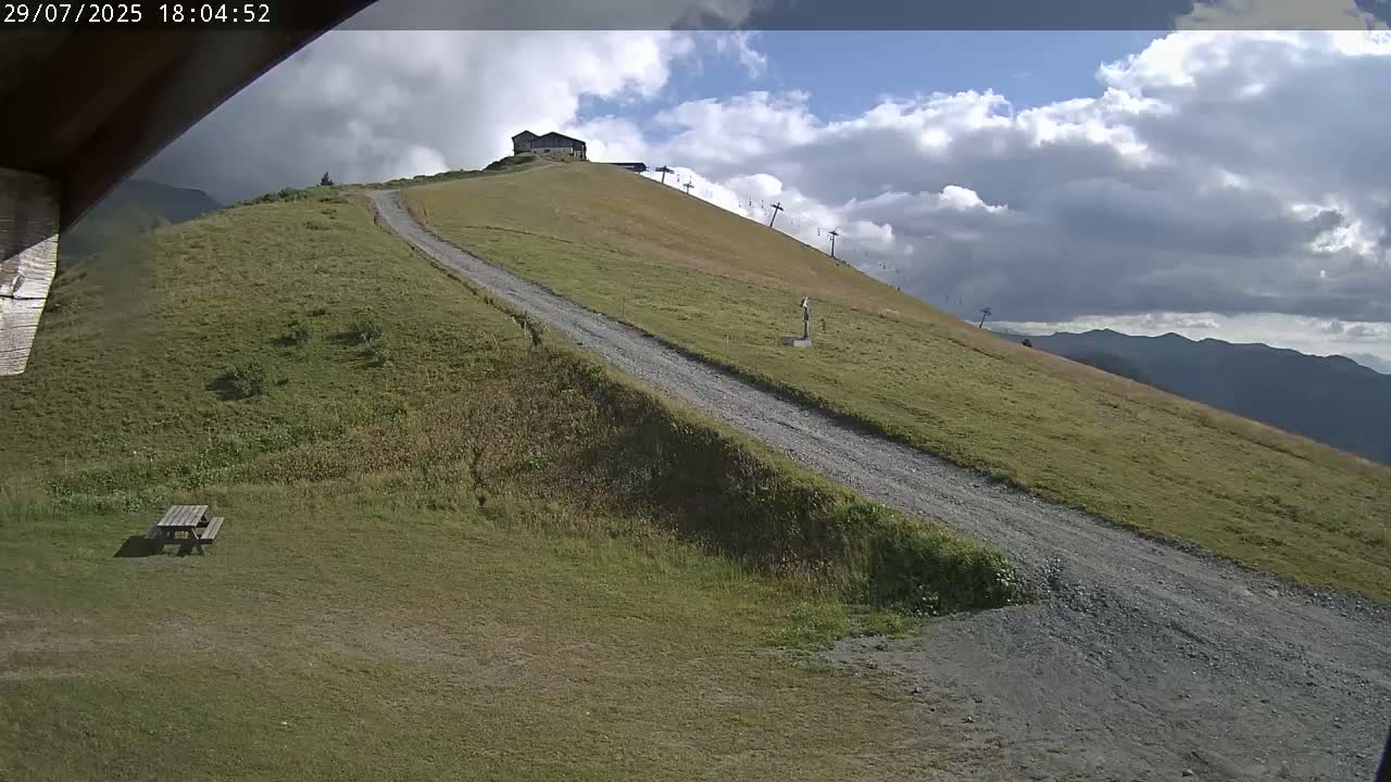 Saint-Gervais-les-Bains,  Telesiege de la Croix Live Cam - Bonneville, Haute-Savoie, Auvergne-Rhône-Alpes, France