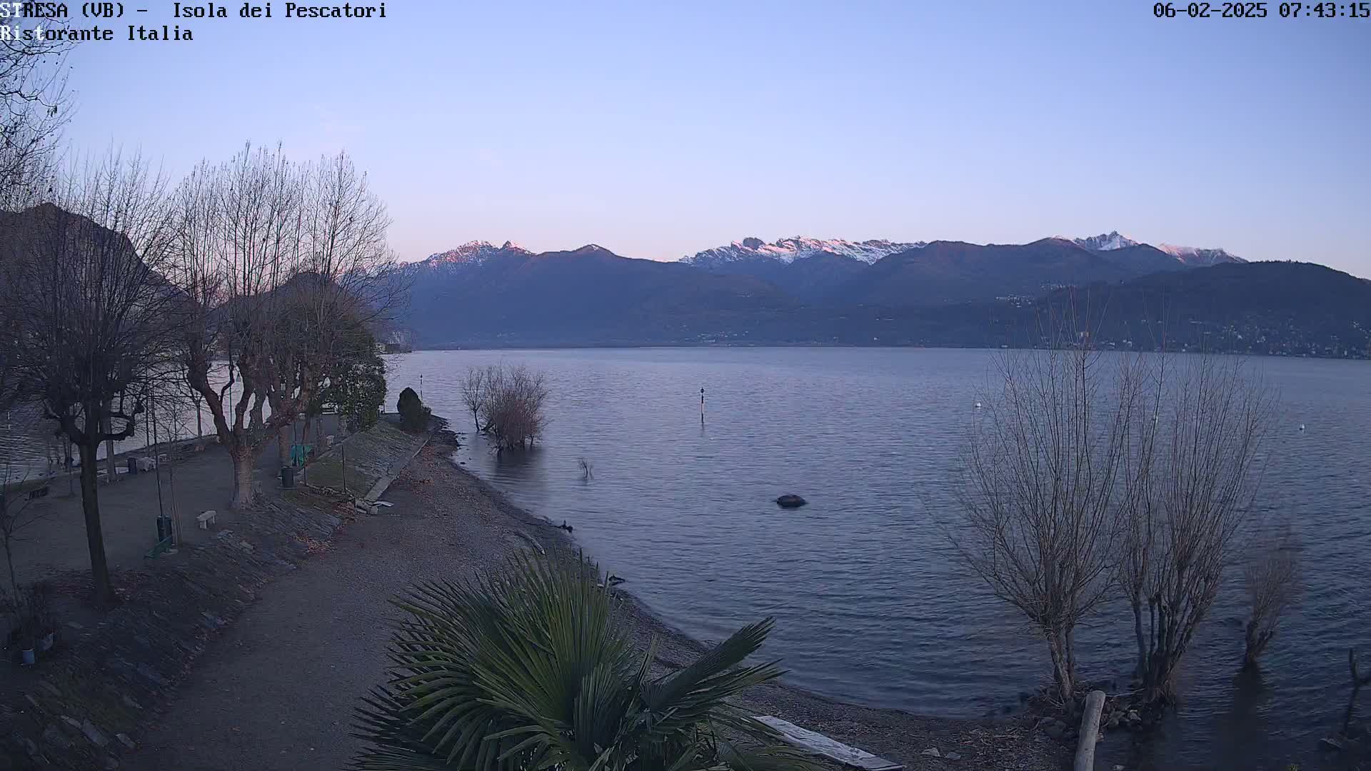 Isola dei Pescatori Island, Maggiore Lake Live Cam - Stresa, Piedmont, Italy