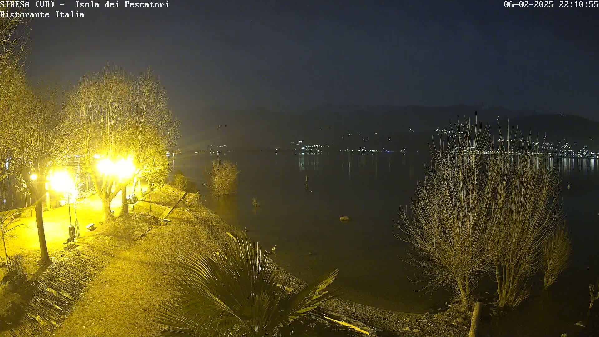 Isola dei Pescatori Island, Maggiore Lake Live Cam - Stresa, Piedmont, Italy