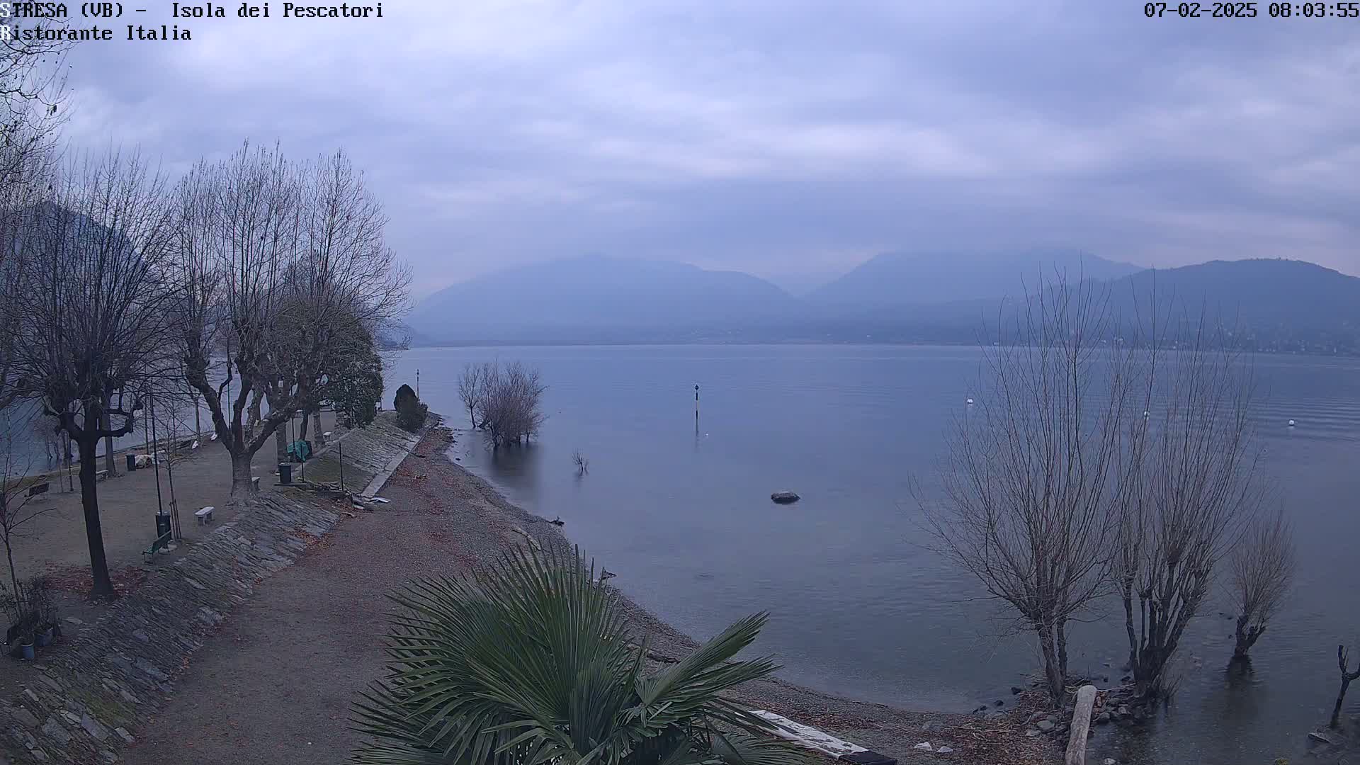 Isola dei Pescatori Island, Maggiore Lake Live Cam - Stresa, Piedmont, Italy
