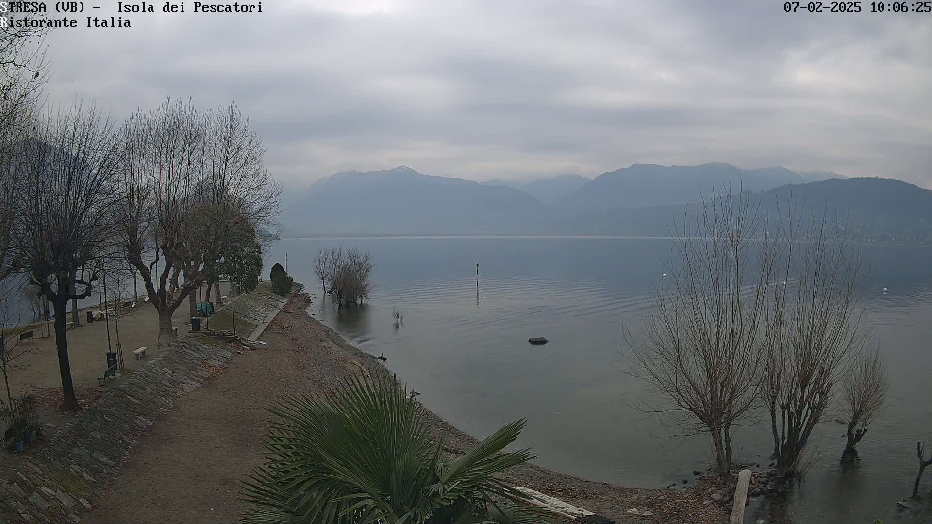 Isola dei Pescatori Island, Maggiore Lake Live Cam - Stresa, Piedmont, Italy